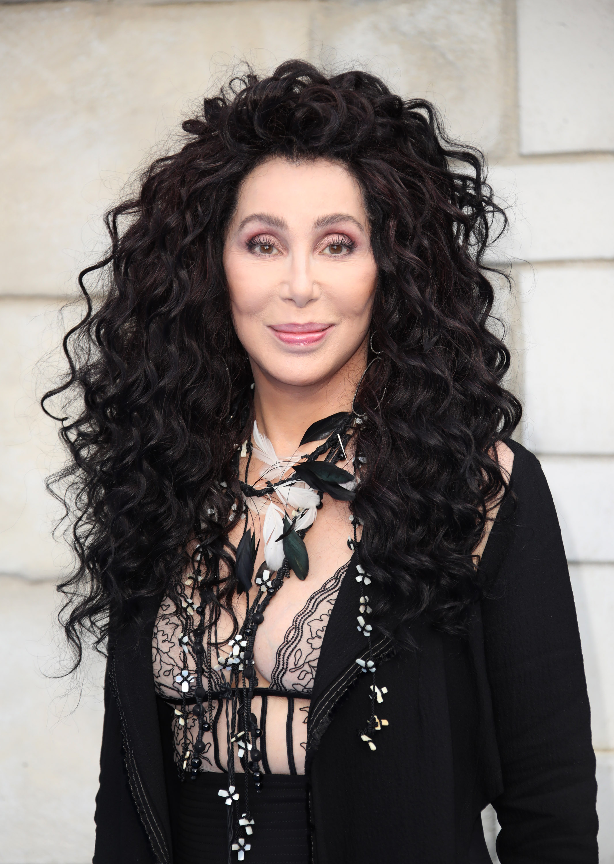 Cher assiste à la première britannique de "Mamma Mia ! Here We Go Again" à l'Eventim Apollo le 16 juillet 2018 à Londres, en Angleterre. | Source : Getty Images