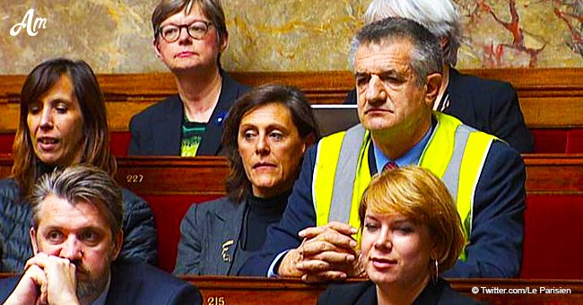 Jean Lassalle est condamné à une amende de 1500 euros après avoir revêtu un gilet jaune à l’Assemblée nationale.
