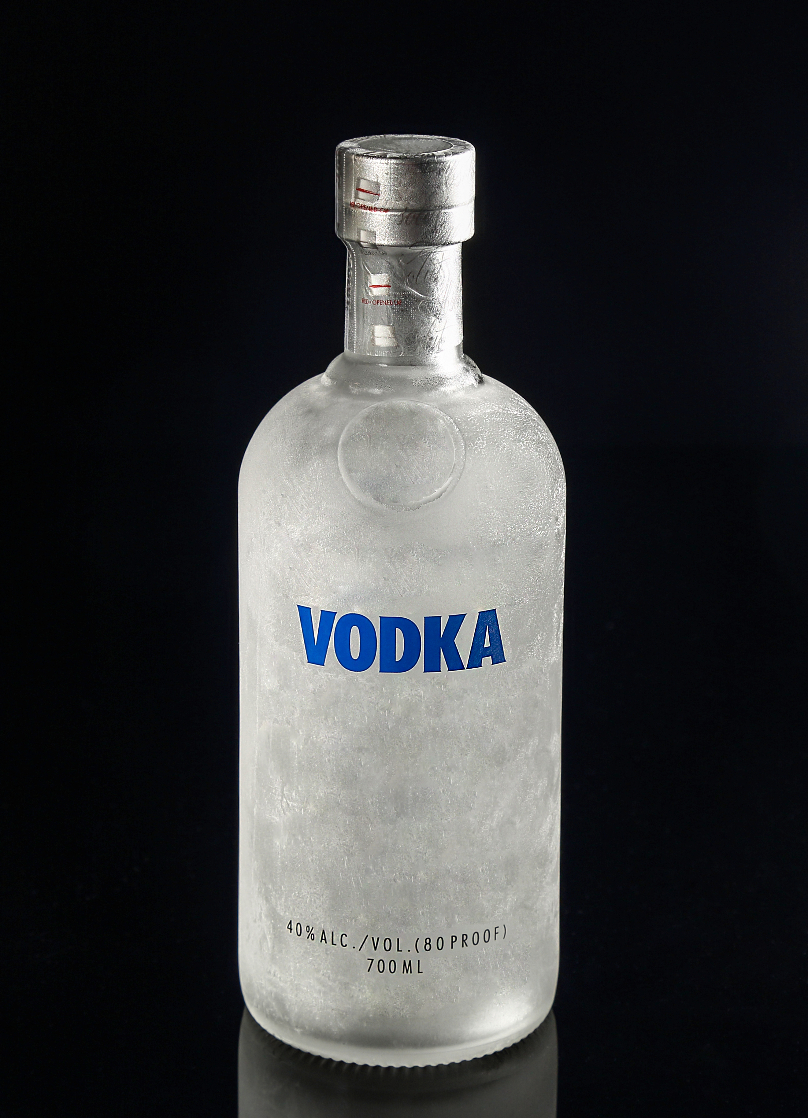 Une bouteille de vodka | Source : Shutterstock