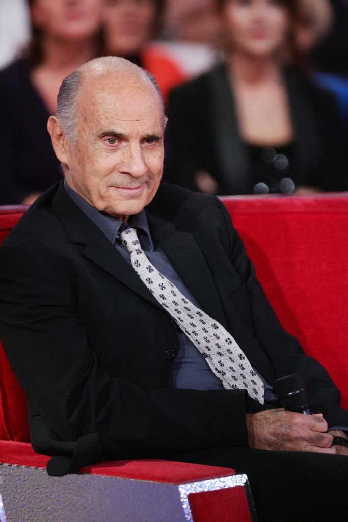 Guy Marchand assiste à l'émission de télévision `` Vivement Dimanche '' le 30 octobre 2012 à Paris. | Photo : Getty Images