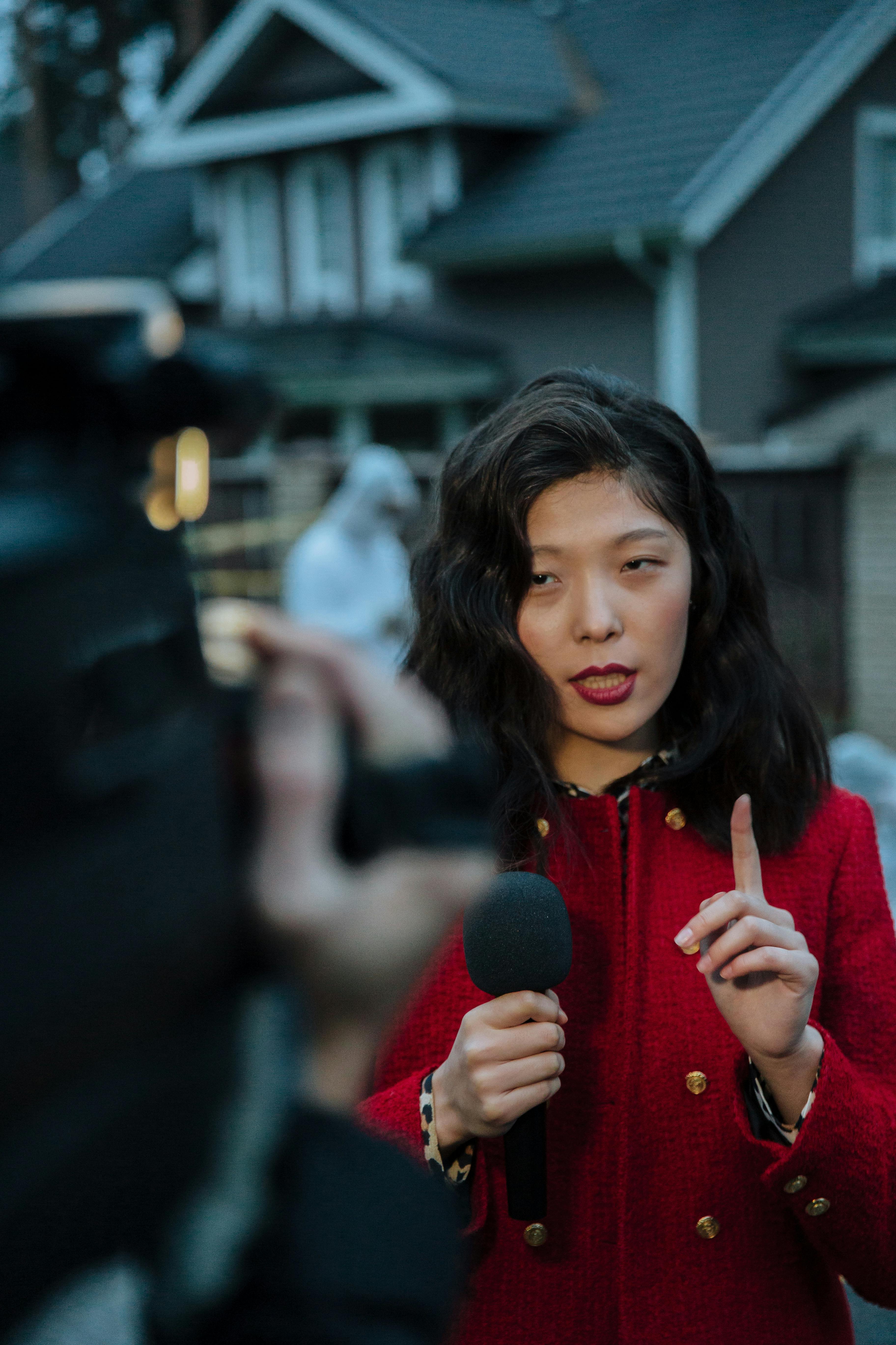 Une femme journaliste | Source : Pexels