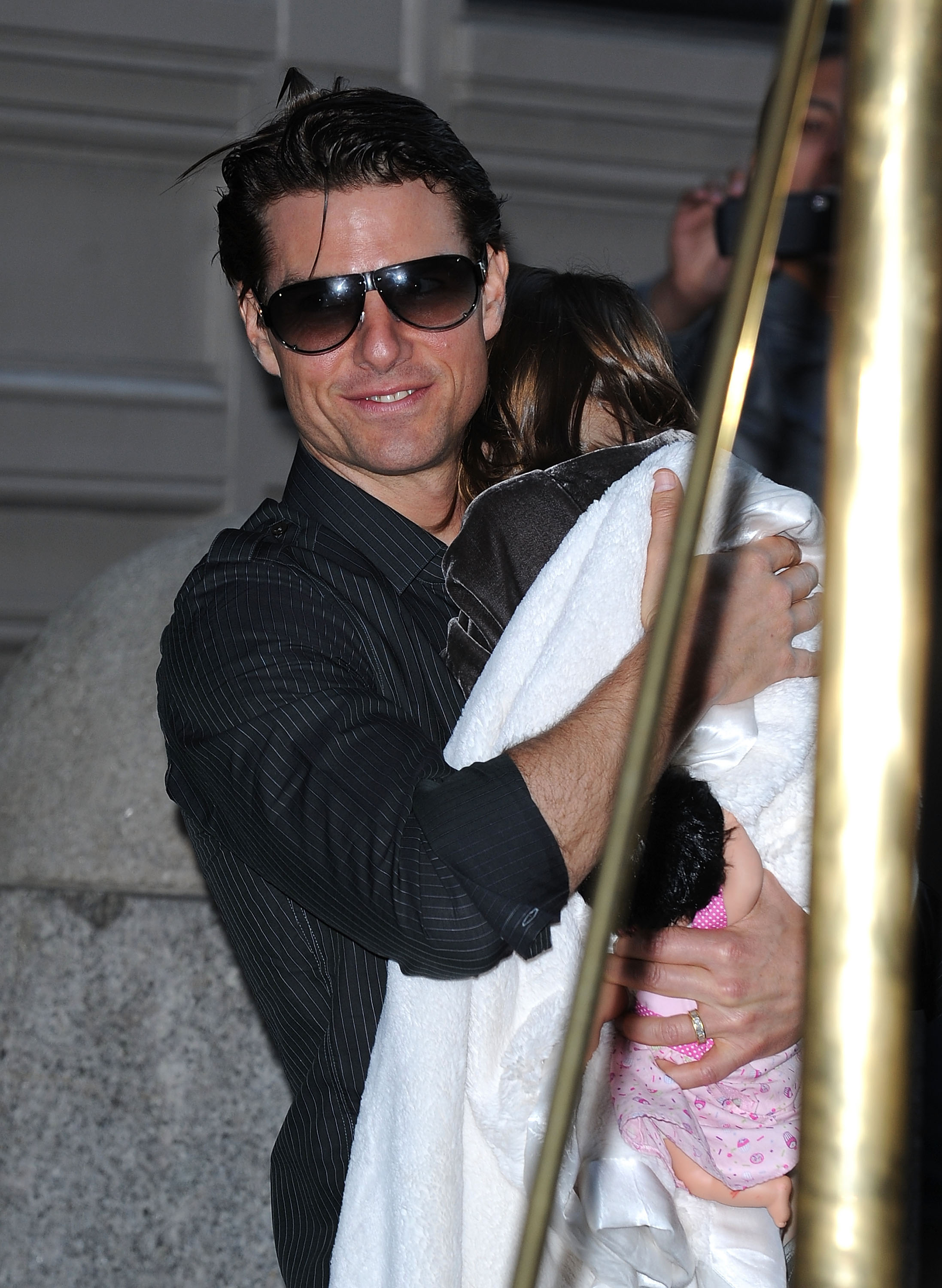 Tom Cruise et sa fille Suri Cruise vus le 6 octobre 2008 à New York | Source : Getty Images