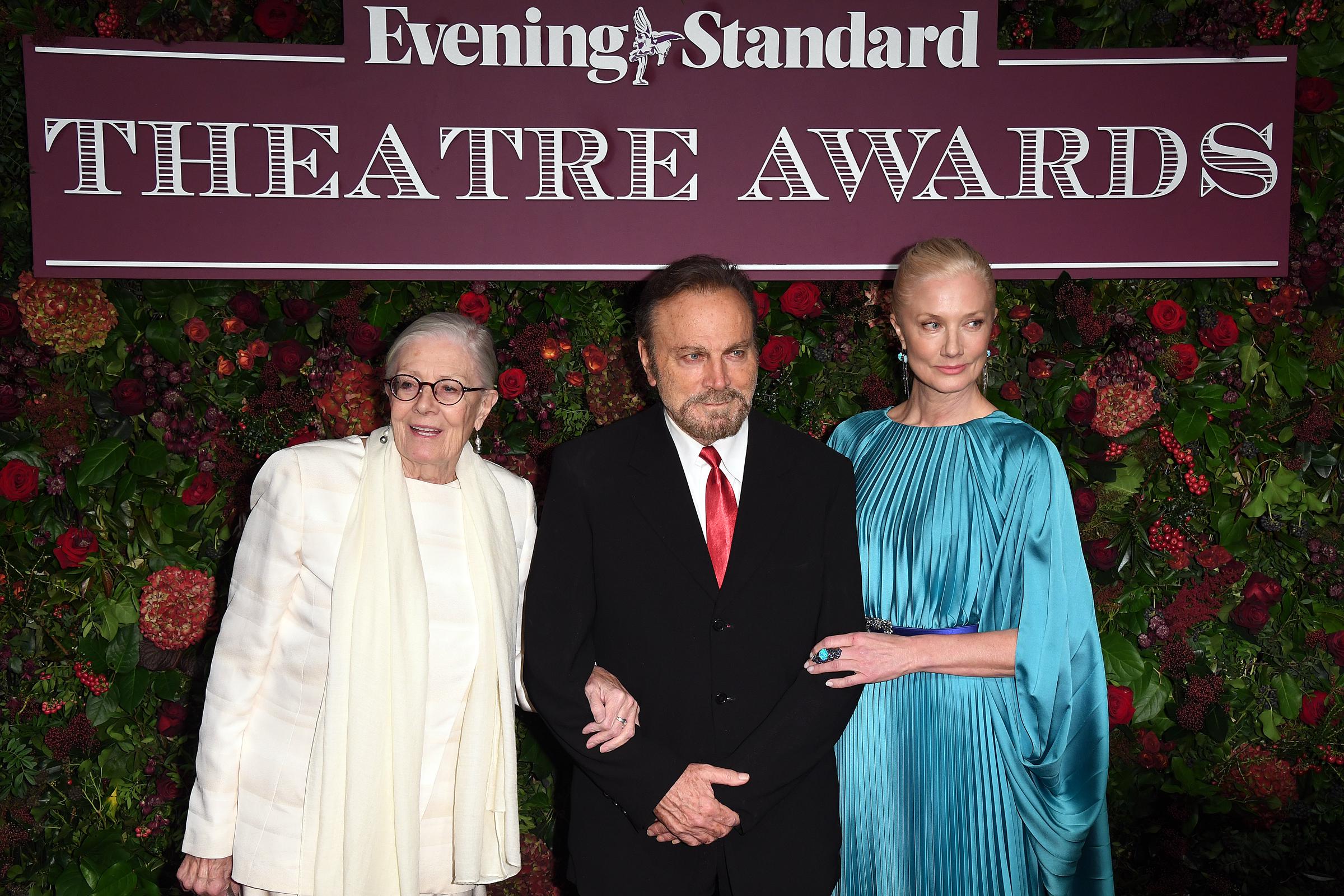 Vanessa Redgrave, Franco Nero et Joely Richardson lors de la 65e édition des Evening Standard Theatre Awards au London Coliseum, le 24 novembre 2019, à Londres, en Angleterre | Source : Getty Images