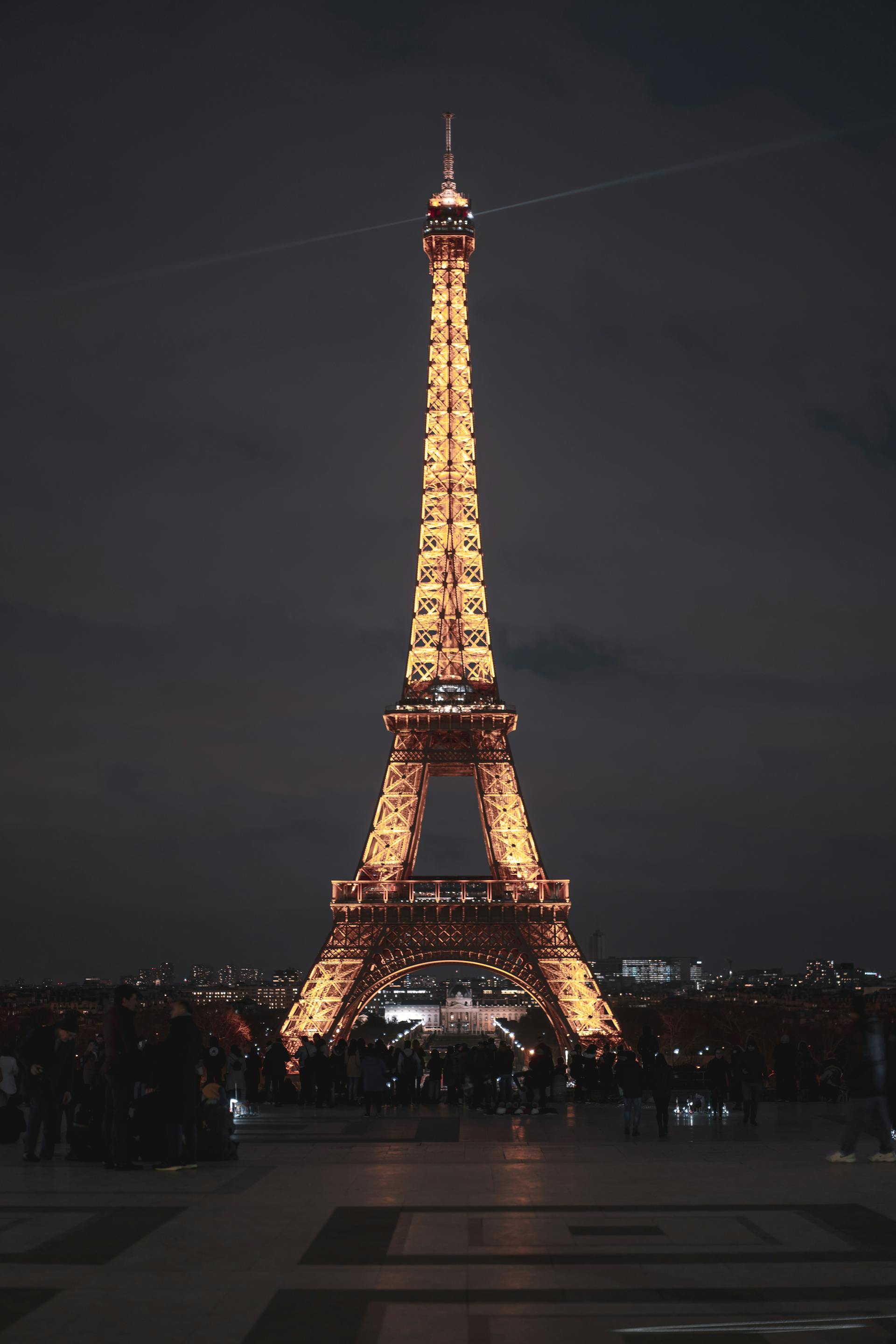 La Tour Eiffel la nuit | Source : Pexels