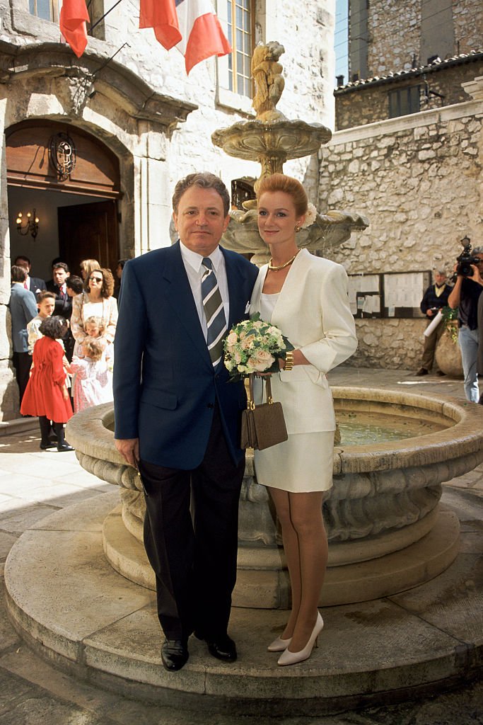 L'animateur de télévision français Jacques Martin épouse Céline. | Photo : Getty Images
