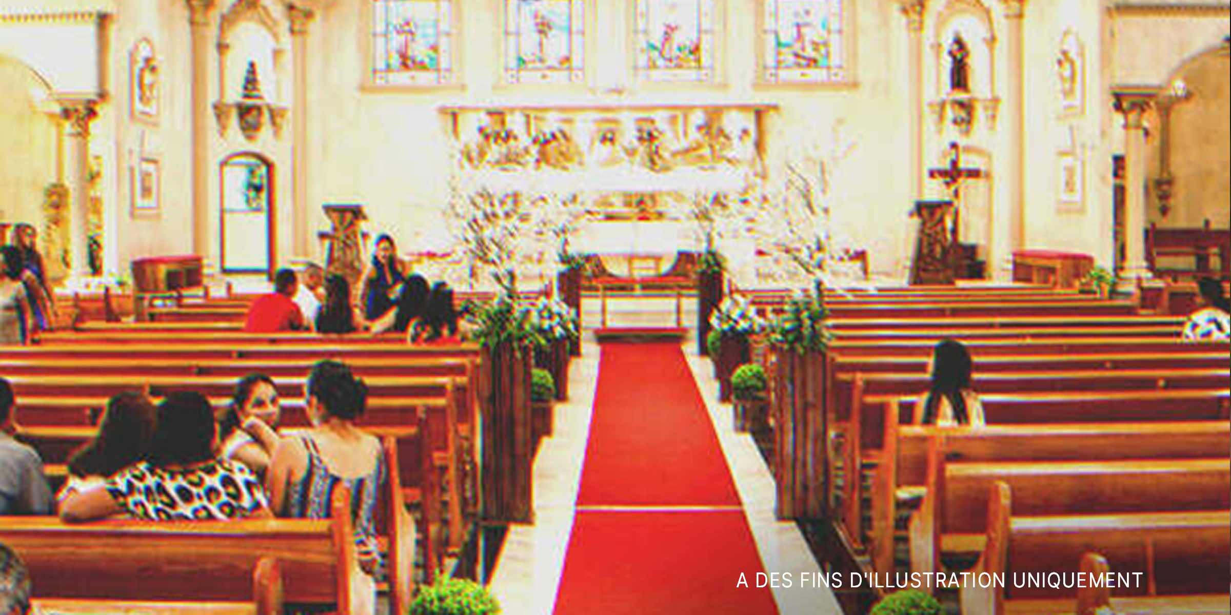 L'intérieur d'une église | Source : Shutterstock