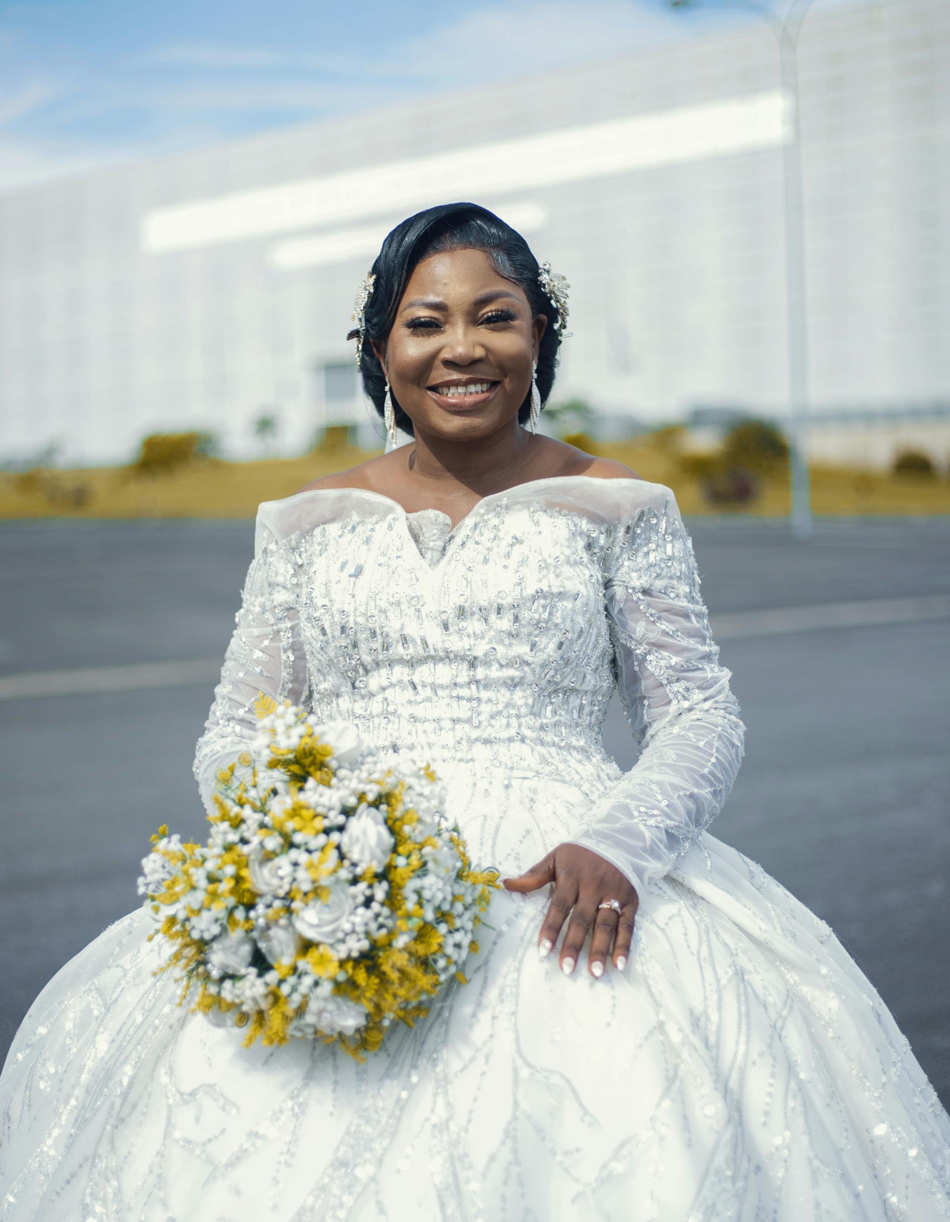 Une mariée heureuse dans sa robe de mariée | Source : Pexels