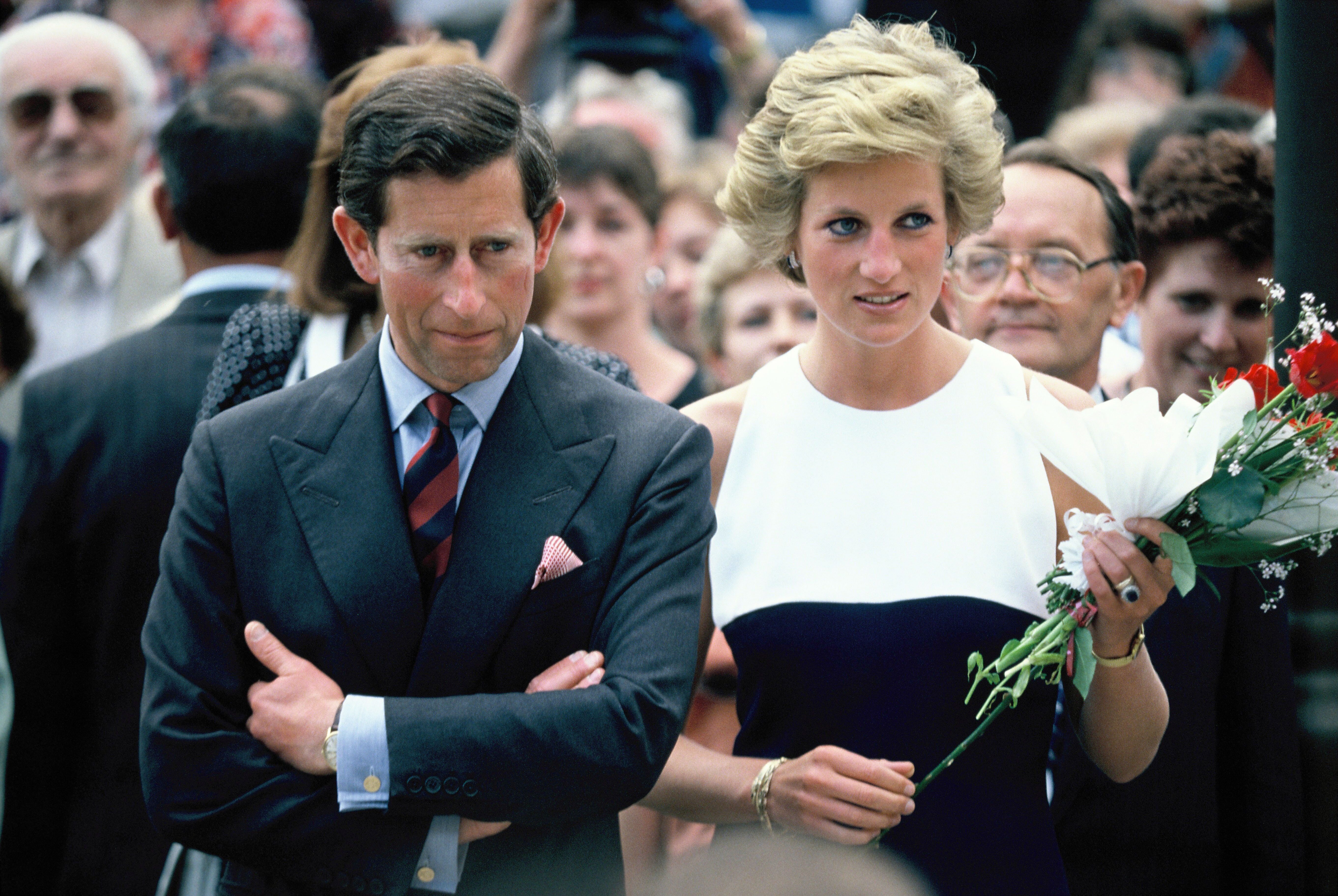 Charles et Diana, prince et princesse de Galles, lors de leur visite officielle en Hongrie. | Source: Getty Images