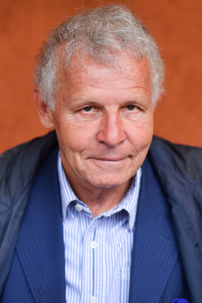 Le journaliste Patrick Poivre d'Arvor assiste à l'Open de France de tennis 2019 - onzième journée à Roland Garros le 05 juin 2019 à Paris, France. | Photo : Getty Images.