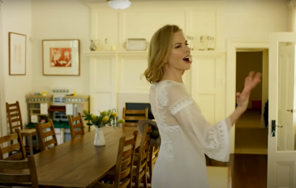 Nicole Kidman faisant visiter leur maison de ferme en Australie, posté le 20 juillet 2015 | Source : YouTube/Vogue