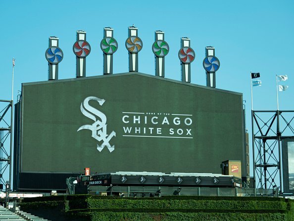 Une vue du logo des White Sox de Chicago avant un match de la saison régulière des MLB | Photo : Getty Images