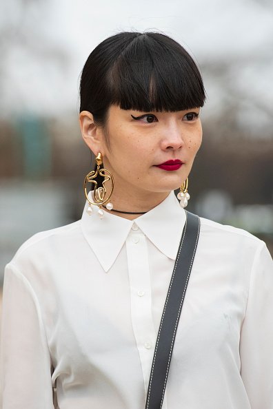 L'influenceur et modèle numérique Kozue Akimoto porte tout Chloé. |Photo : Getty Images