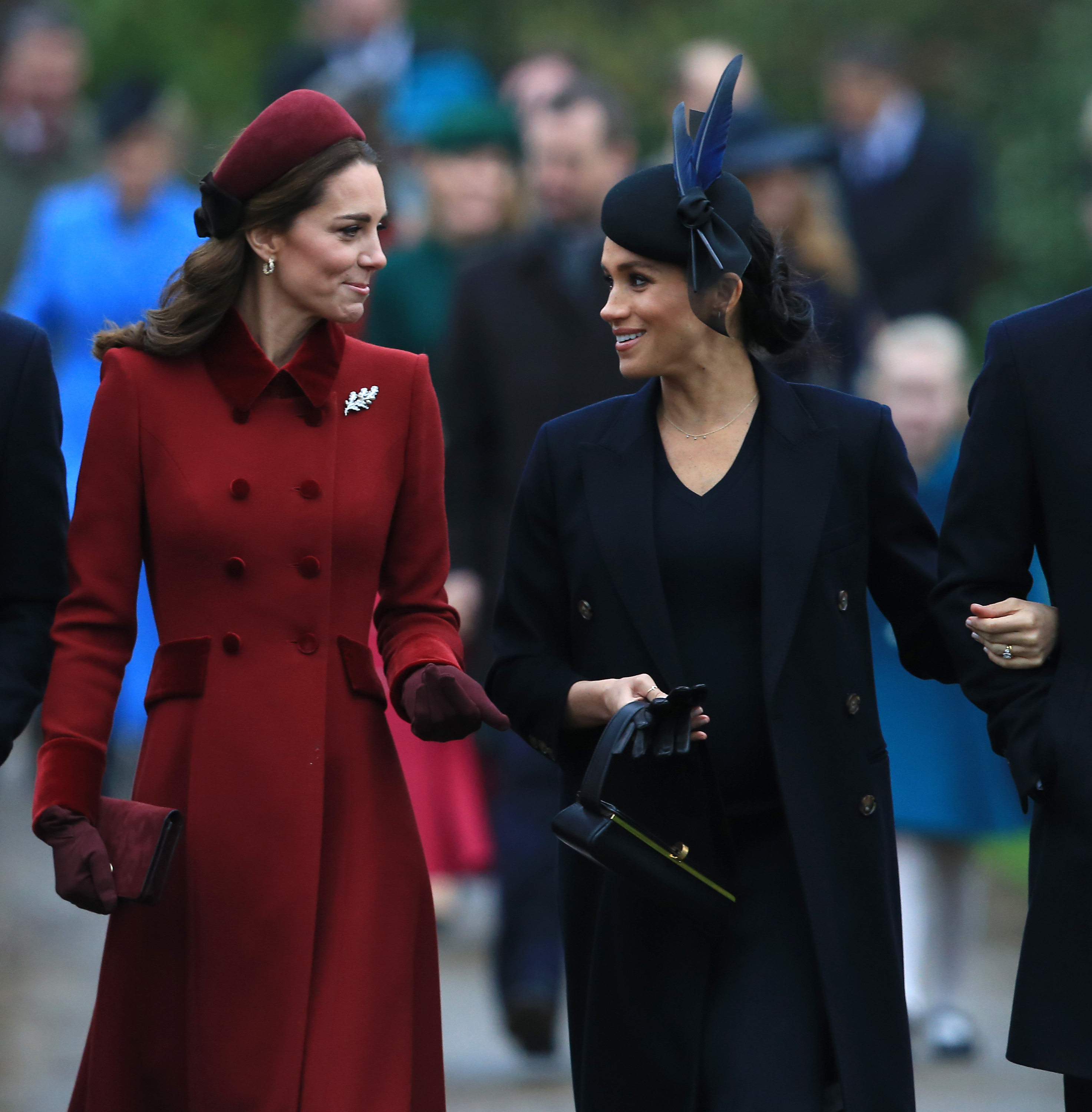 Kate Middleton et Meghan Markle lors du service religieux du jour de Noël, le 25 décembre 2018, à King's Lynn, en Angleterre. | Source : Getty Images