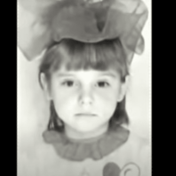 Emily quand elle était une petite fille. Source : youtube.com/Andreash2550