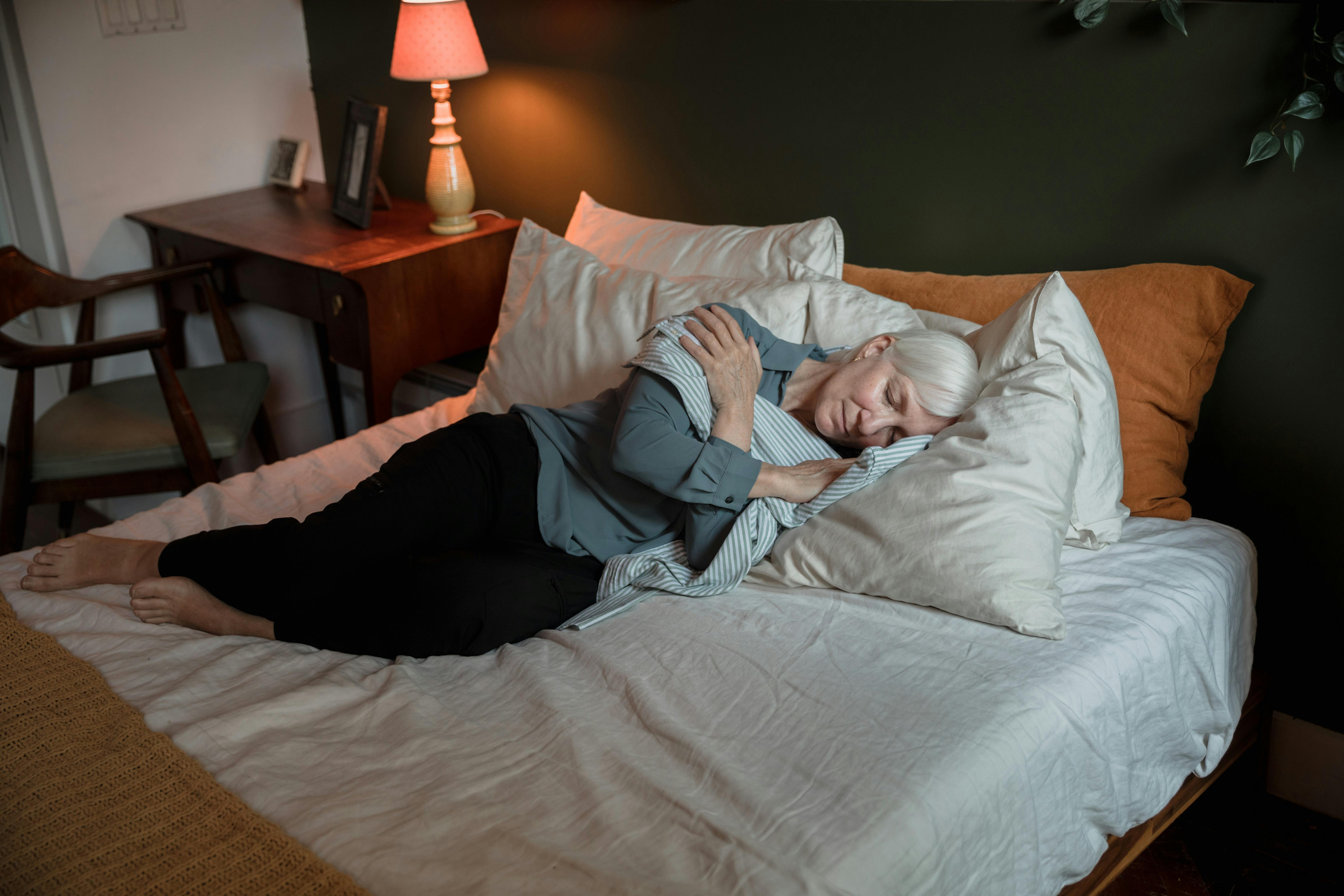Une femme souffrante au lit | Source : Pexels