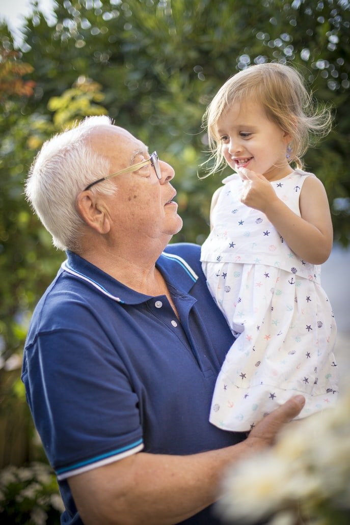Lesley adorait son grand-père | Source : Unsplash