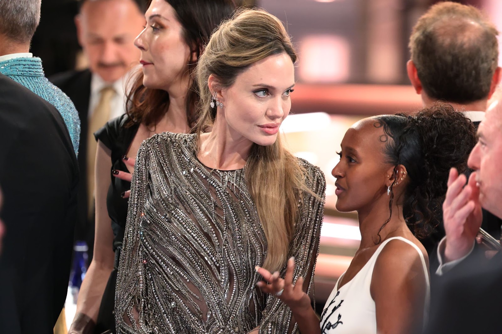 Angelina Jolie et Zahara lors de la 82e cérémonie annuelle des Golden Globe Awards, le 5 janvier 2025. | Source : Getty Images