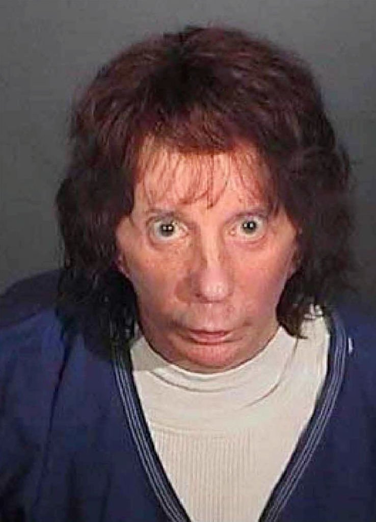 Phil Spector poses for a mugshot April 13, 2009 in Los Angeles. | Photo : Getty Images