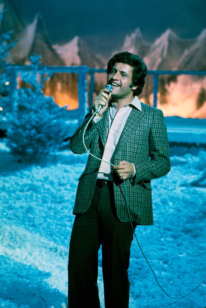 Joe Dassin sur scène. | Photo : Getty Images