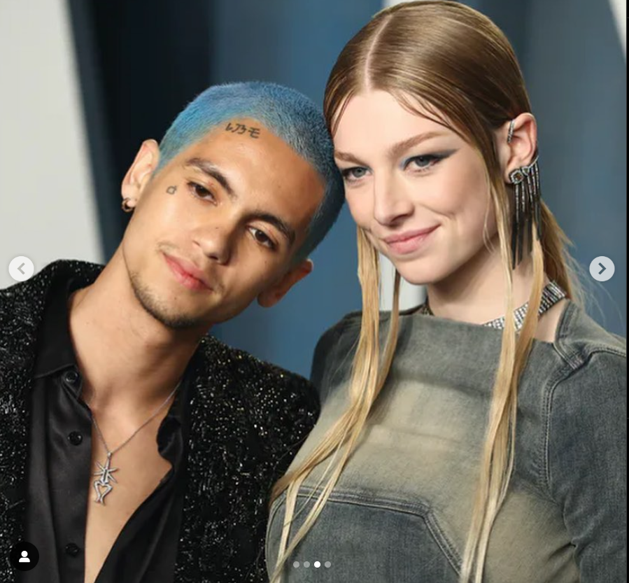 Hunter Schafer et Dominic Fike d'après un post daté du 29 mars 2022 | Source : Instagram/hunterschafer