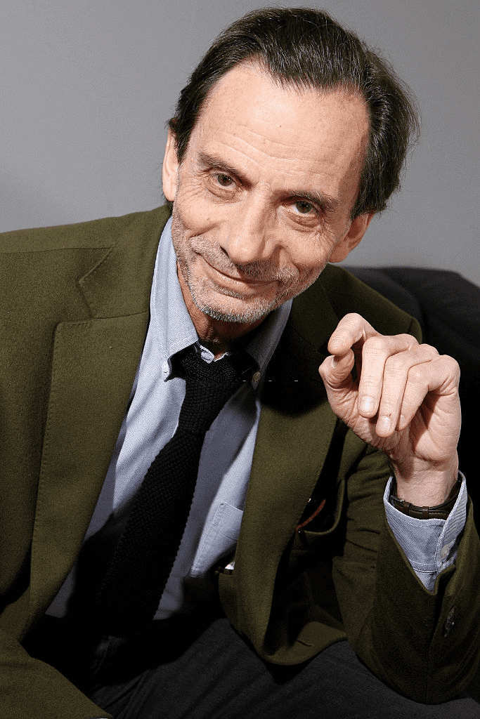 Le journaliste et présentateur Français Olivier Barrot photographié à PARIS. | Photo : Getty Images