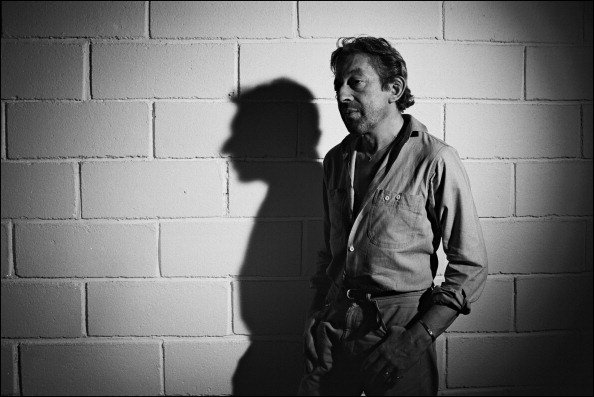 Serge Gainsbourg en France le 10 juillet 1985. | Photo : Getty Images