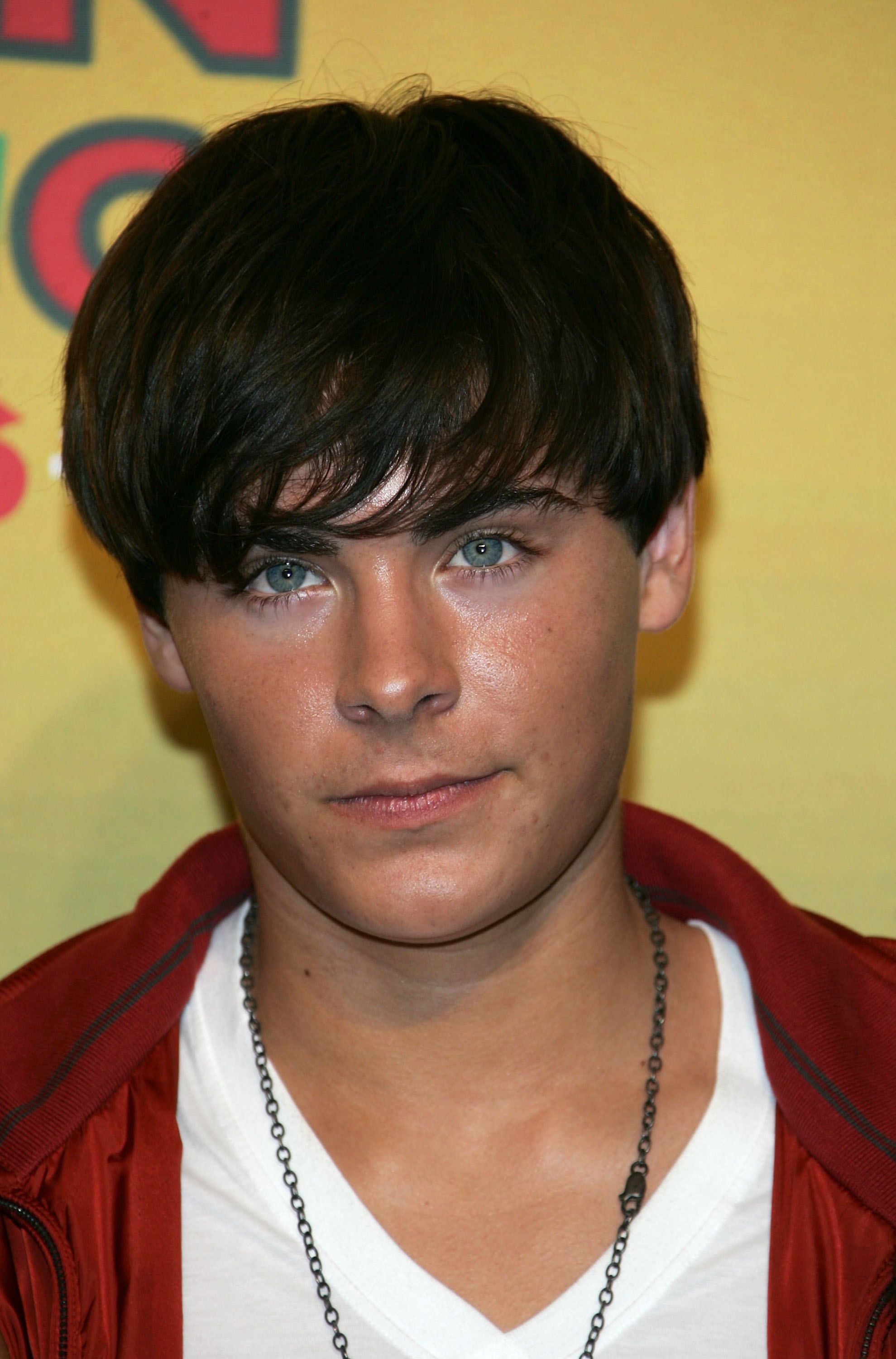 Zac Efron lors de la 8ème édition des Teen Choice Awards le 20 août 2006 à Universal City, Californie | Source : Getty Images