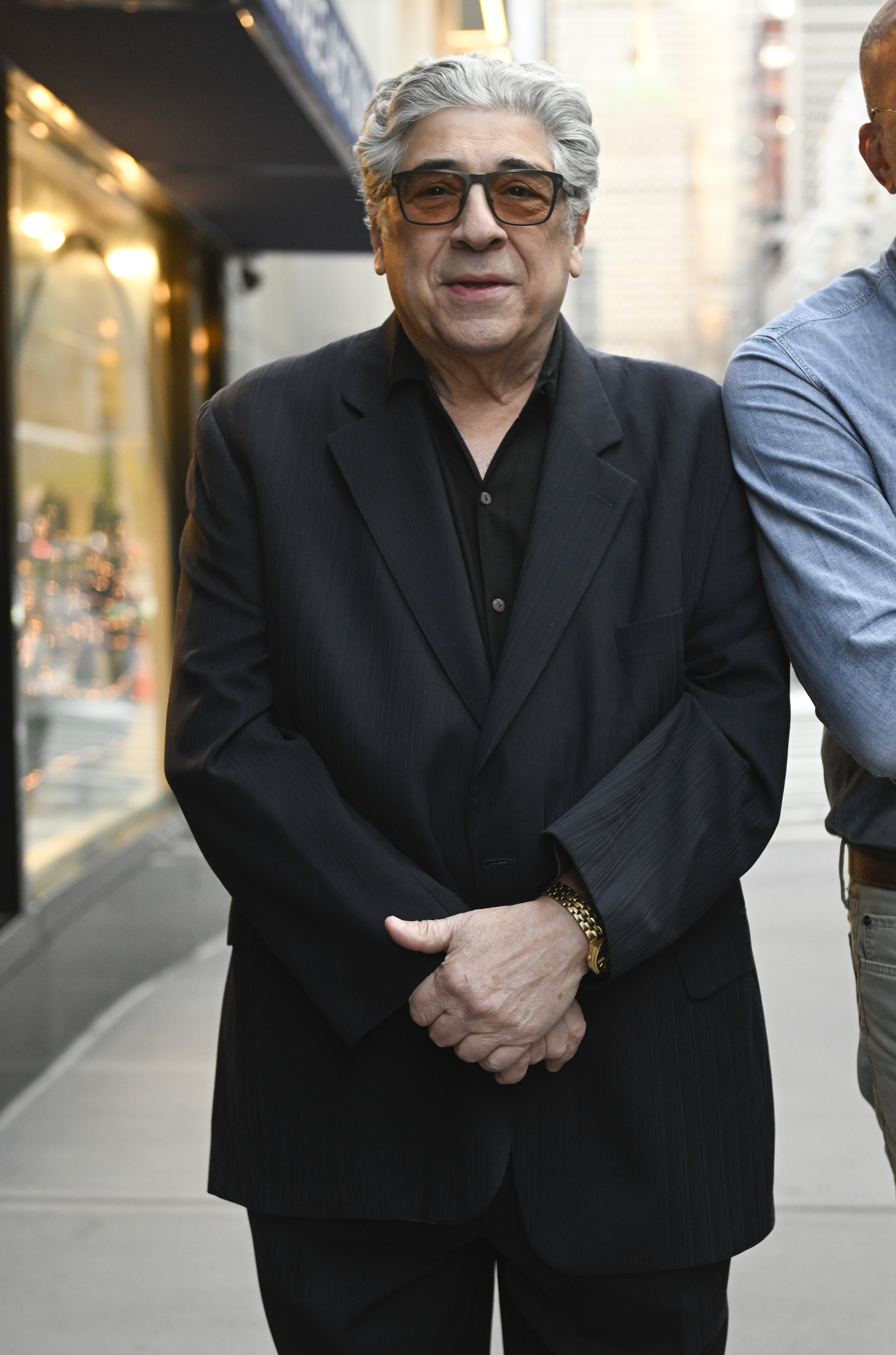 Vincent Pastore est décédé récemment. Sur cette photo, on le voit poser lors de la « Greatest Auction of Television History » organisée par Heritage Auctions le 18 mai 2023 à New York, dans l'État de New York. | Source : Getty Images