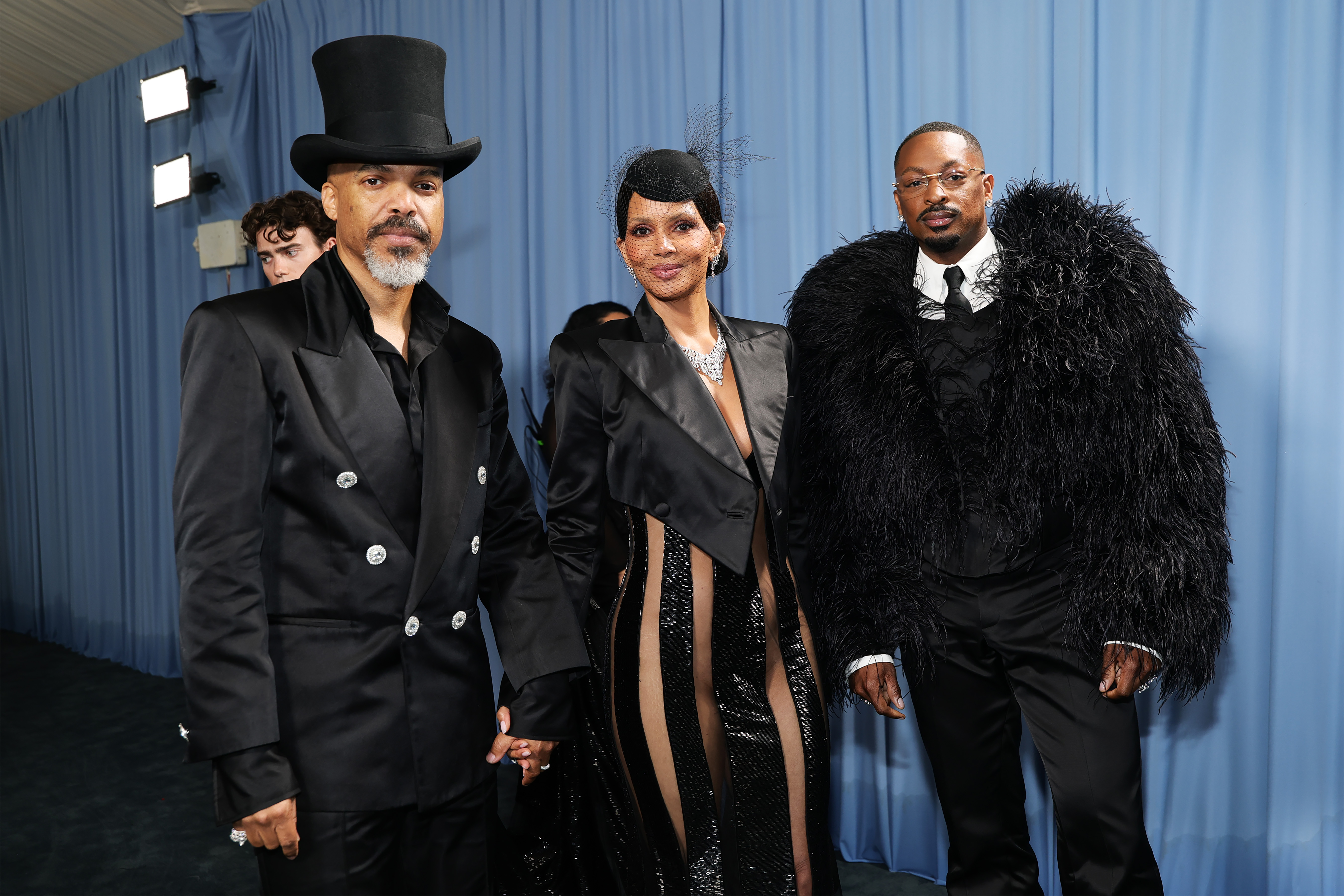 Van Hunt, Halle Berry, et LaQuan Smith au Met Gala au Metropolitan Museum of Art le 5 mai 2025 à New York : Getty Images