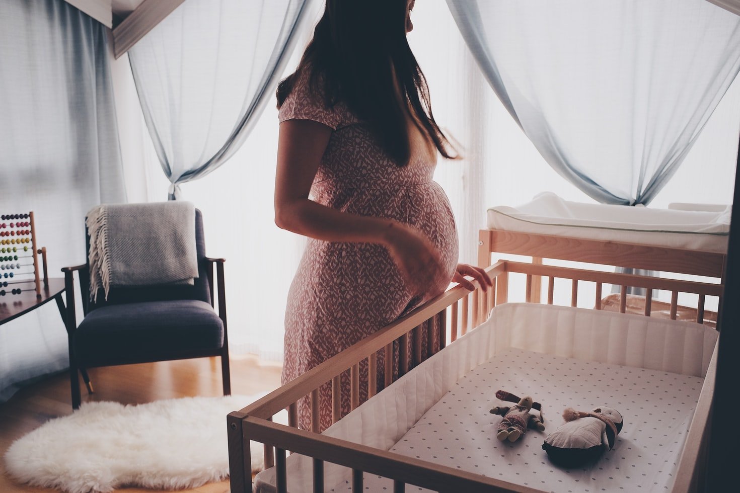 Quand Anne est tombée enceinte, il l'a abandonnée | Source : Unsplash