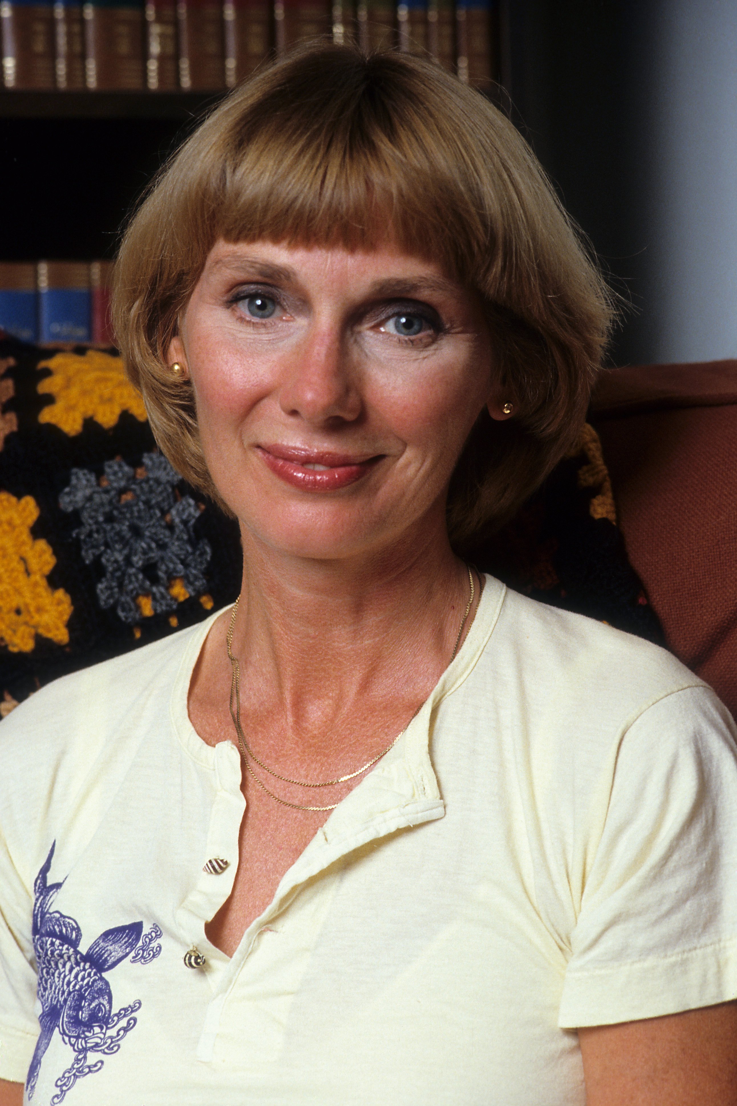 L'actrice Inga Swenson pose pour un portrait le 1er janvier 1985 à Los Angeles, Californie. | Source : Getty Images