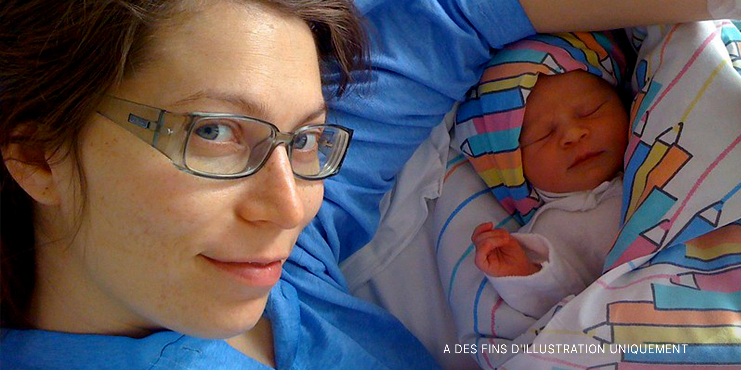 Une maman et un bébé nouveau-né. | Source : Flickr
