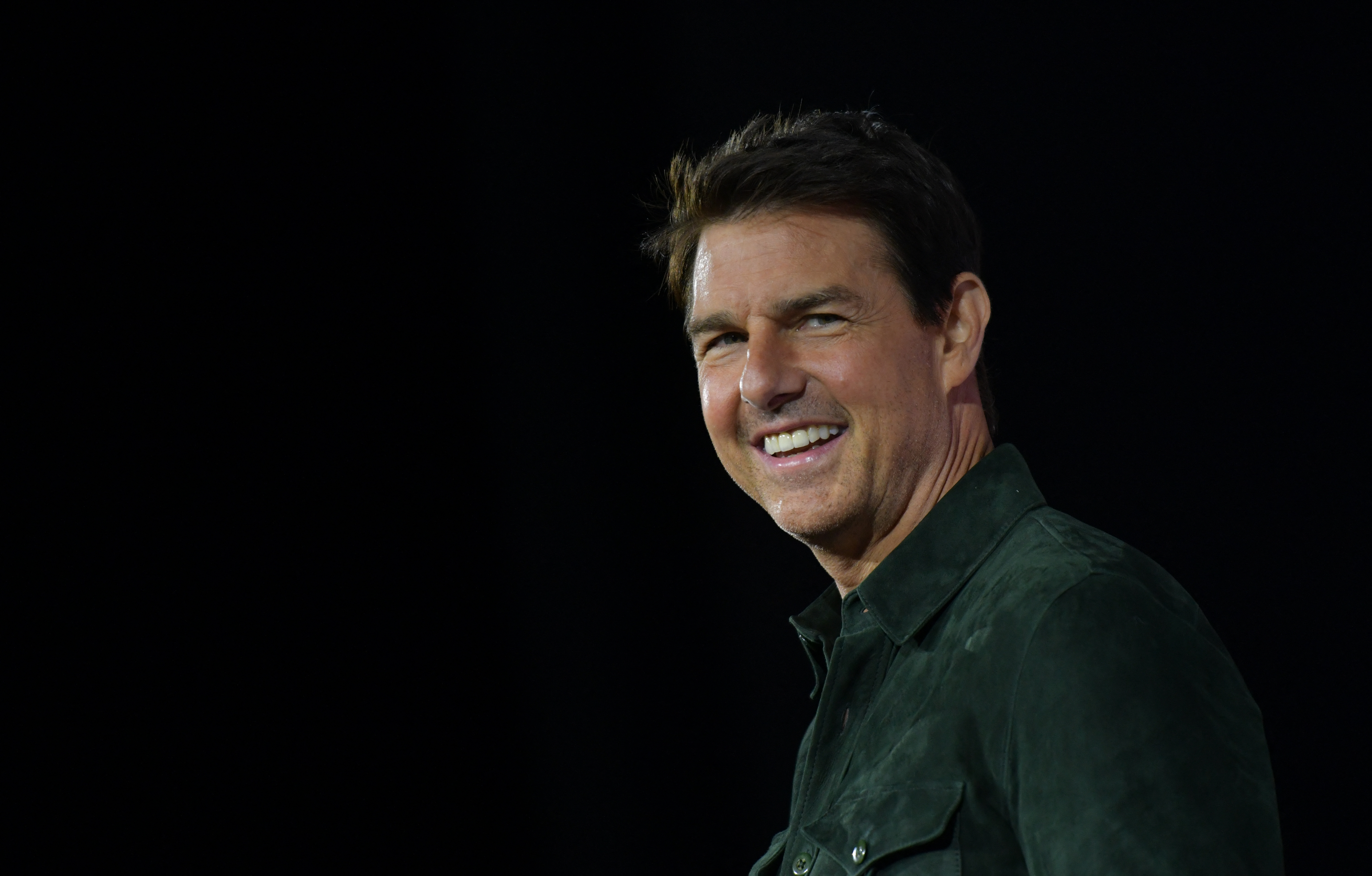 Tom Cruise fait la promotion de "Top Gun : Maverick" au Convention Center pendant le Comic Con à San Diego, Californie, le 18 juillet 2019 | Source : Getty Images