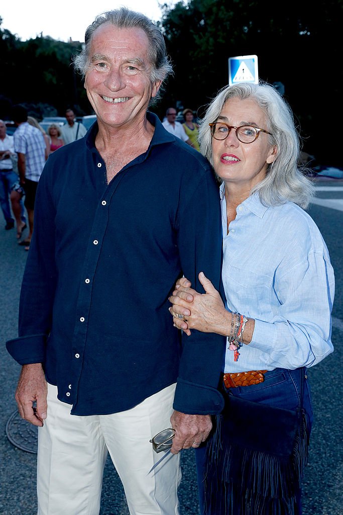William Leymergie et sa femme Marilyn assistent à "Cher Tresor" le jour 5 du 29ème Festival de Ramatuelle le 4 août 2013 à Ramatuelle, France. І Source : Getty Images