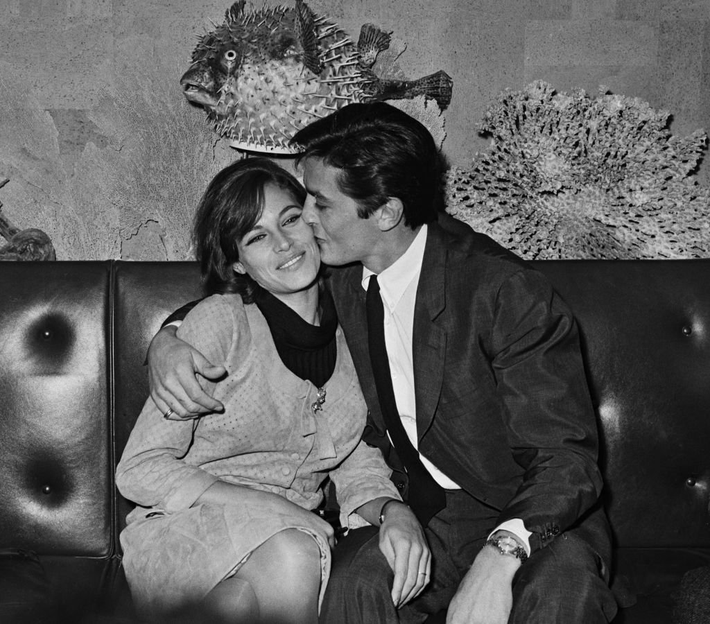 Alain Delon et sa femme Nathalie | photo : Getty Images