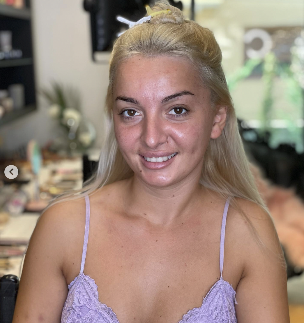 Une mariée avant le maquillage | Source : Instagram/arber_bytyqi_mua