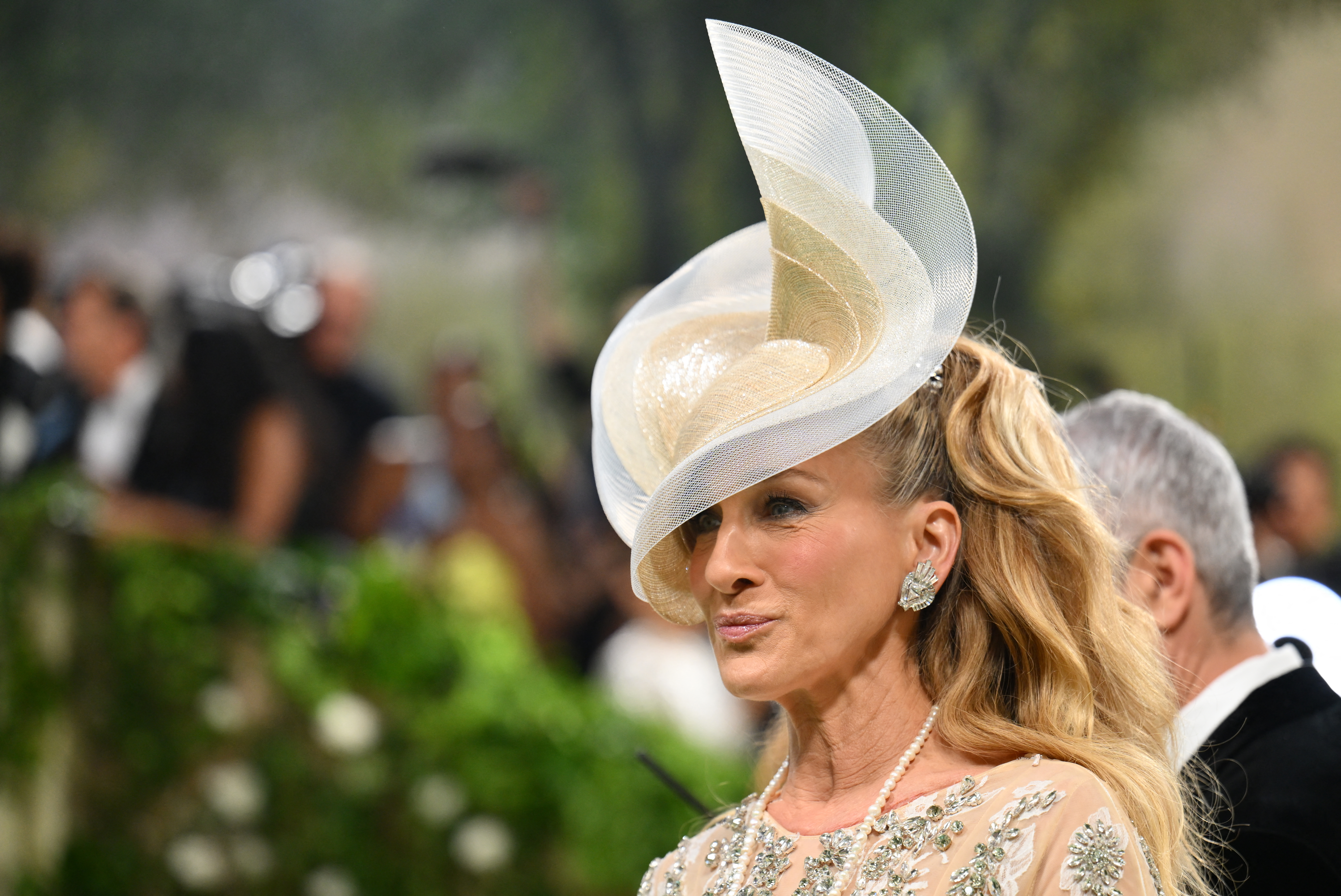 Sarah Jessica Parker assiste au gala du Met 2024 dont le thème est "Sleeping Beauties : Reawakening Fashion", le 6 mai 2024, à New York. | Source : Getty Images