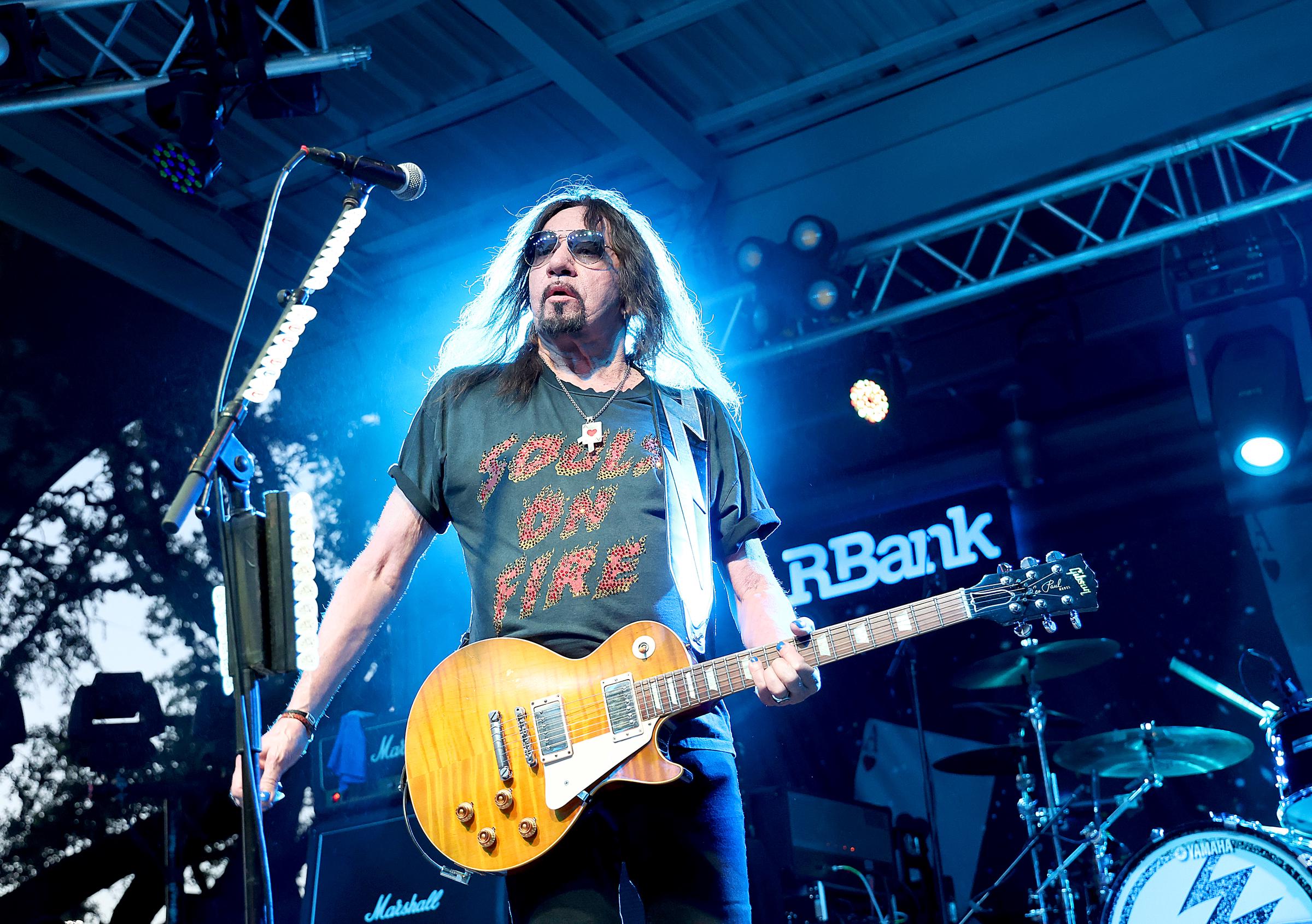 Ace Frehley se produit en concert au Haute Spot Event Venue, le 13 juillet 2023, à Cedar Park, au Texas. | Source : Getty Images