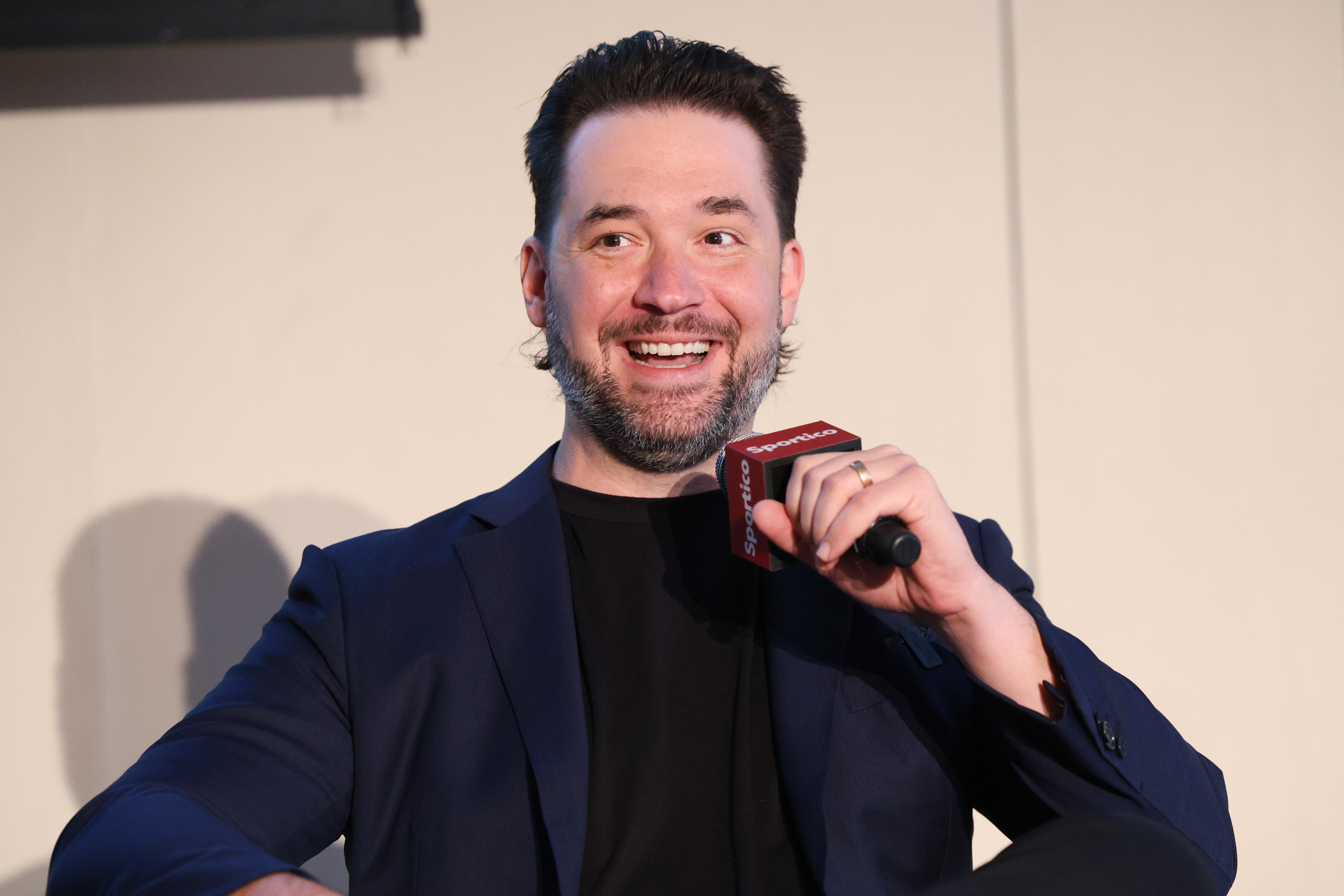 Alexis Ohanian lors de l'événement Sportico Invest Los Angeles organisé au 1 Hotel West Hollywood le 8 mai 2024, à Los Angeles, Calfornie | Source : Getty Images