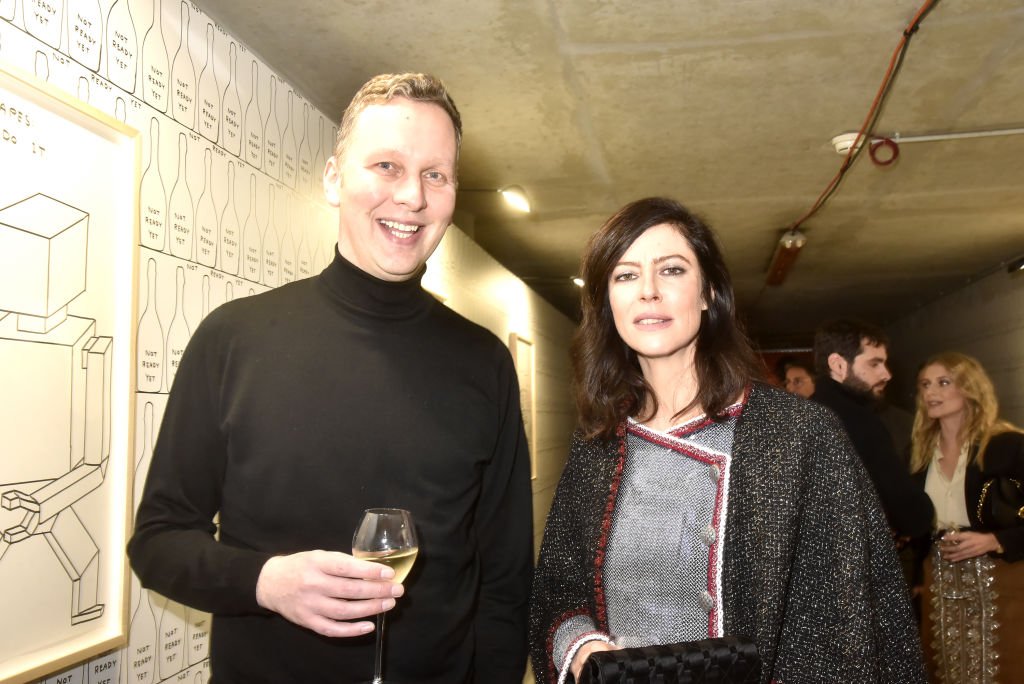 David Shrigley et Anna Mouglalis à l'Opéra Bastille le 05 mars 2020 à Paris, France. | Photo : Getty Images.