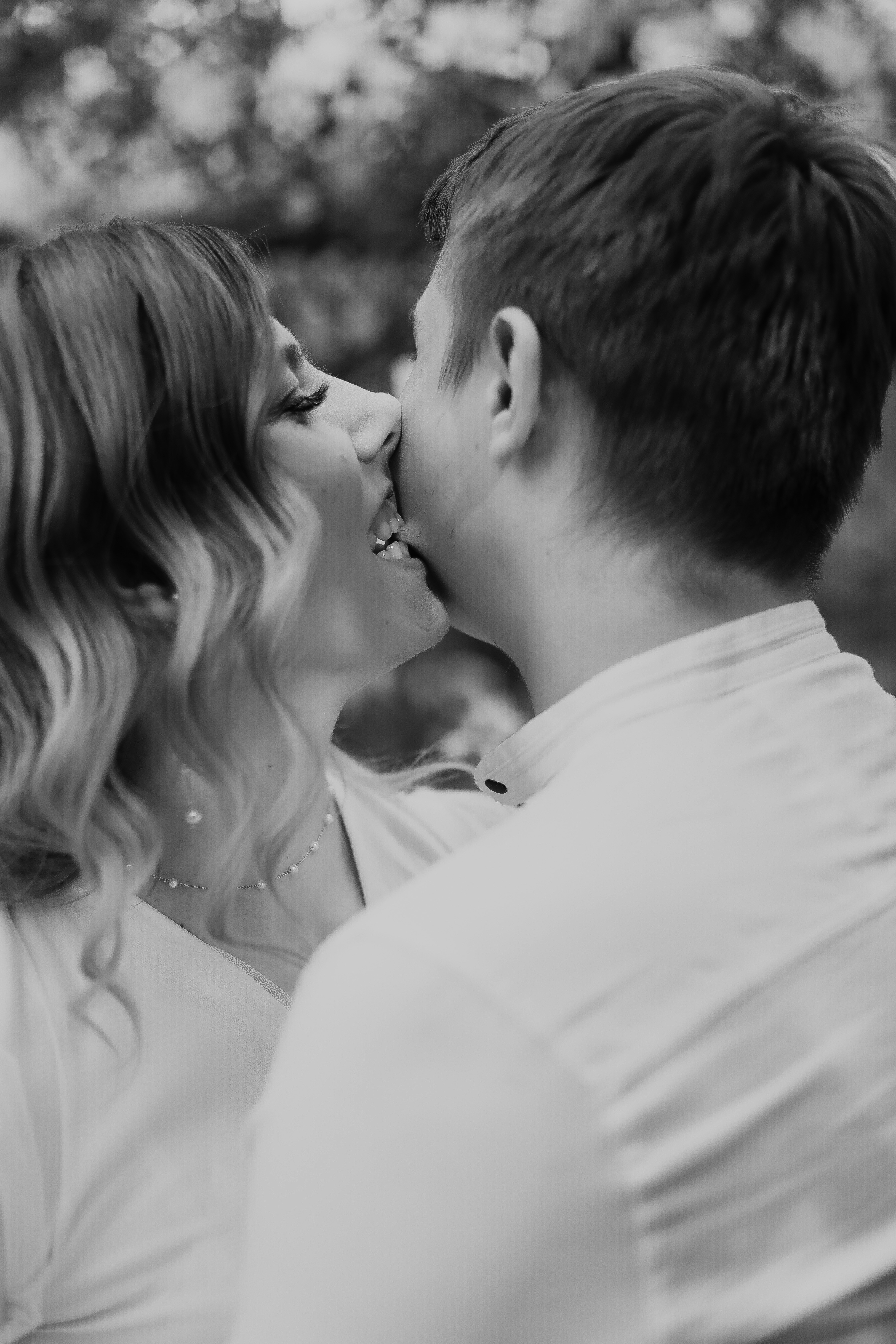 Couple s'embrassant | Source : Unsplash