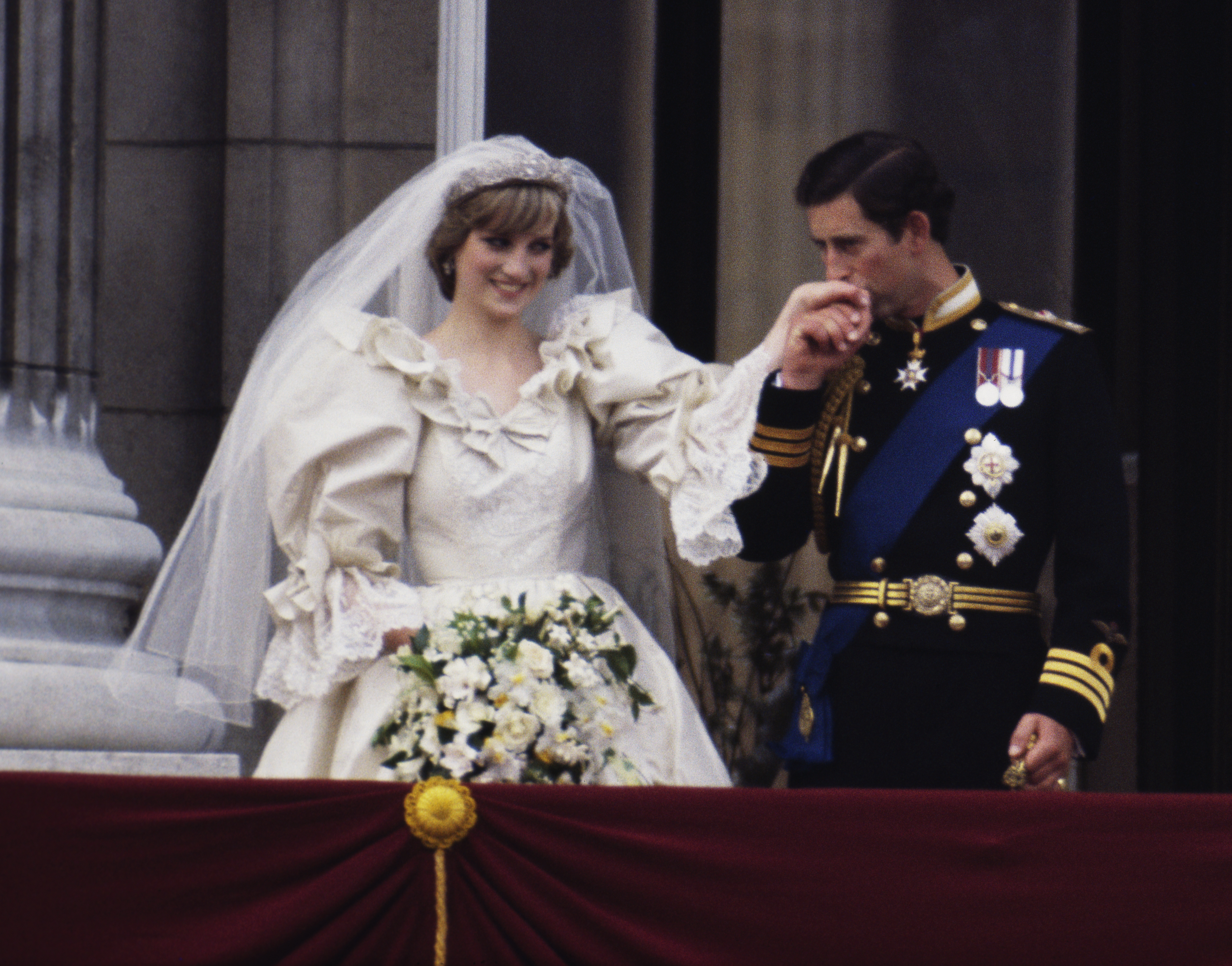 La princesse Diana et le roi Charles III le jour de leur mariage à Londres, en Angleterre, le 29 juillet 1981 | Source : Getty Images
