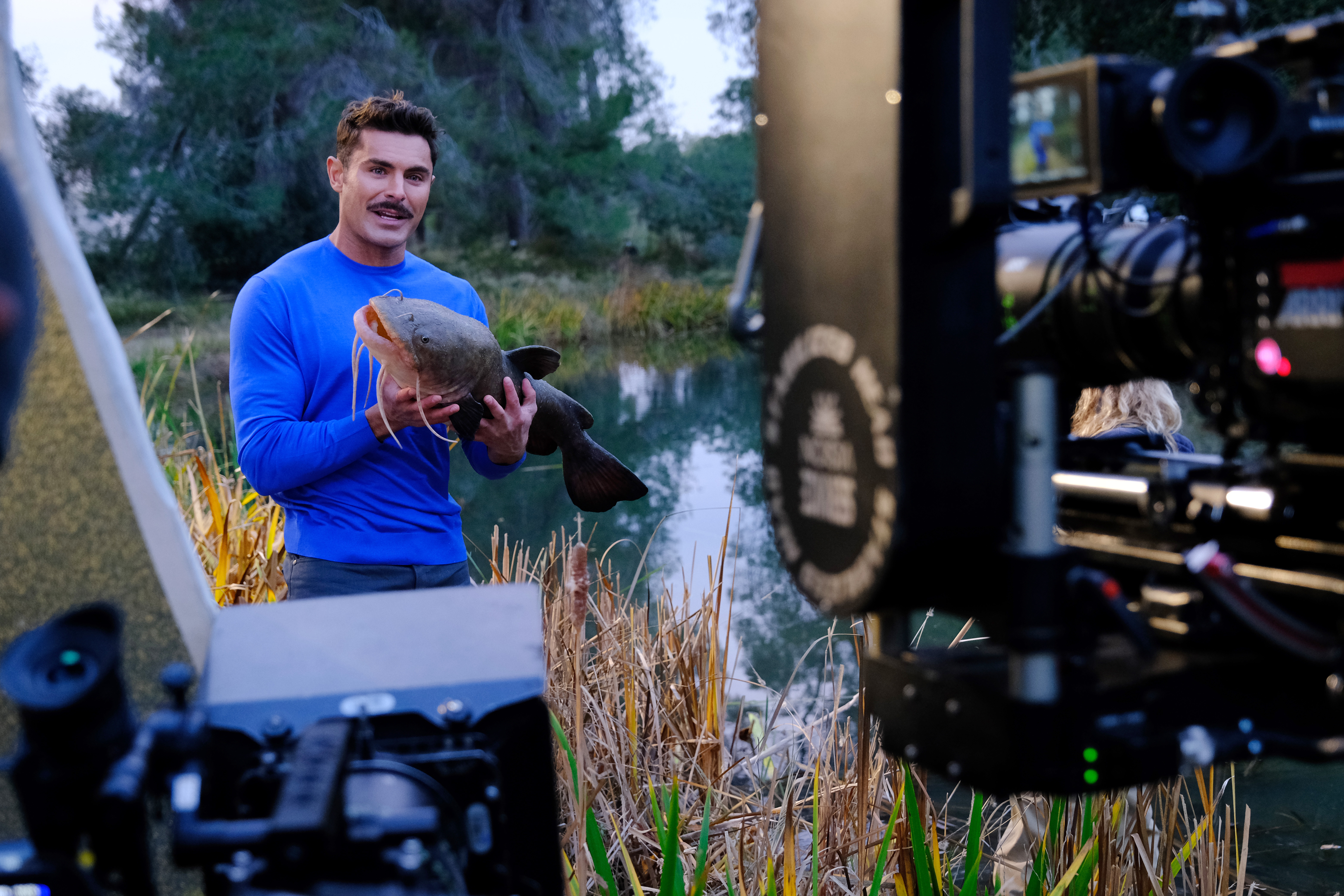 Zac Efron est sur le plateau de tournage de l'événement "AT&amp;T's Life, Gig-ified" le 7 janvier 2022, à Santa Clarita, en Californie | Source : Getty Images