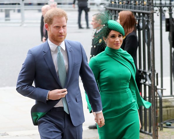  Le prince Harry, et Meghan rencontrent des enfants alors qu'elle assiste au Commonwealth Day Service. |Photo : Getty Images