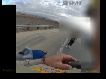 Valente Ayala vu allongé sur le sol après la tragique fusillade de son beau-fils, comme le montrent les images de la caméra le 22 novembre 2025. | Source : Facebook Reel/Thisisbutter