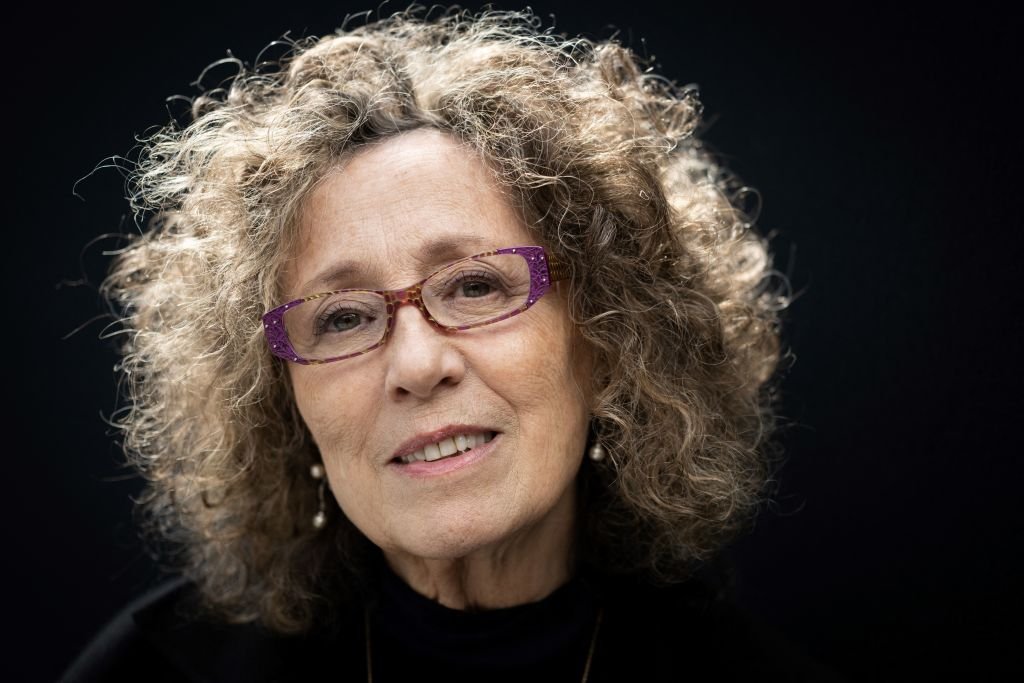 Mireille Dumas, animatrice de télévision, journaliste, productrice de films et écrivaine française, lors du Printemps du Livre à Montaigu, dans l'ouest de la France, le 2 avril 2022. | Photo : Getty Images