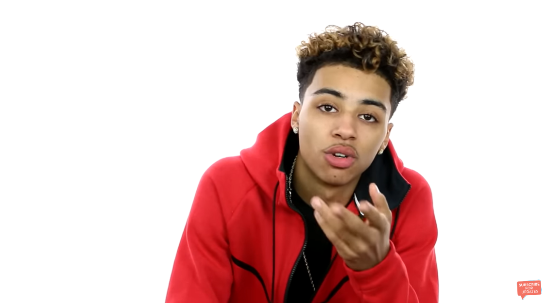 Lucas Coly revient sur son séjour en France lors d'une interview avec DJ Smallz Eyes, postée le 29 janvier 2017 | Source : YouTube.com/djsmallzeyes