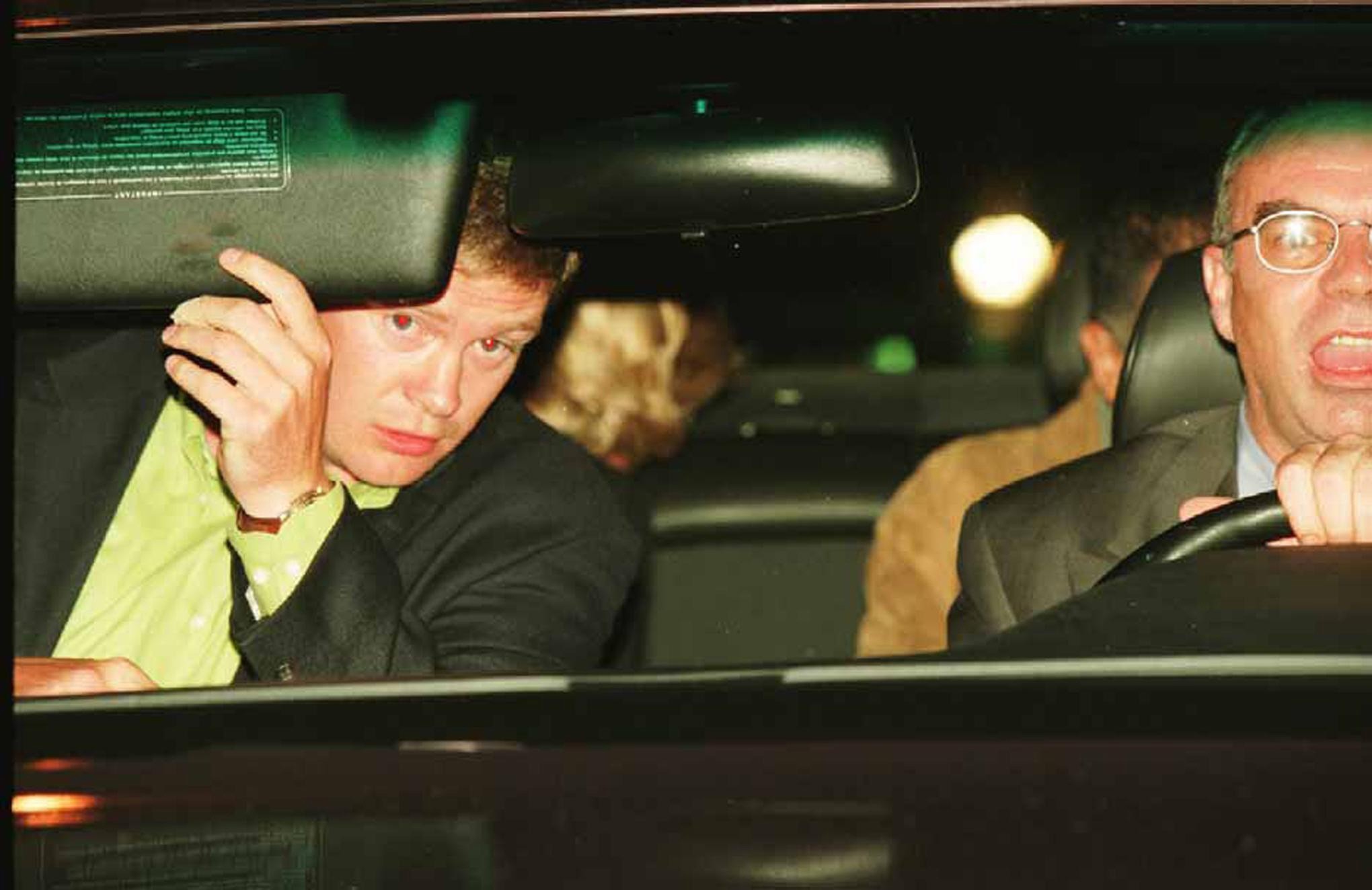 Trevor Rees-Jones et Henri Paul dans leur Mercedes-Benz S280 le 31 août 1997 à Paris, France. | Source : Getty Images