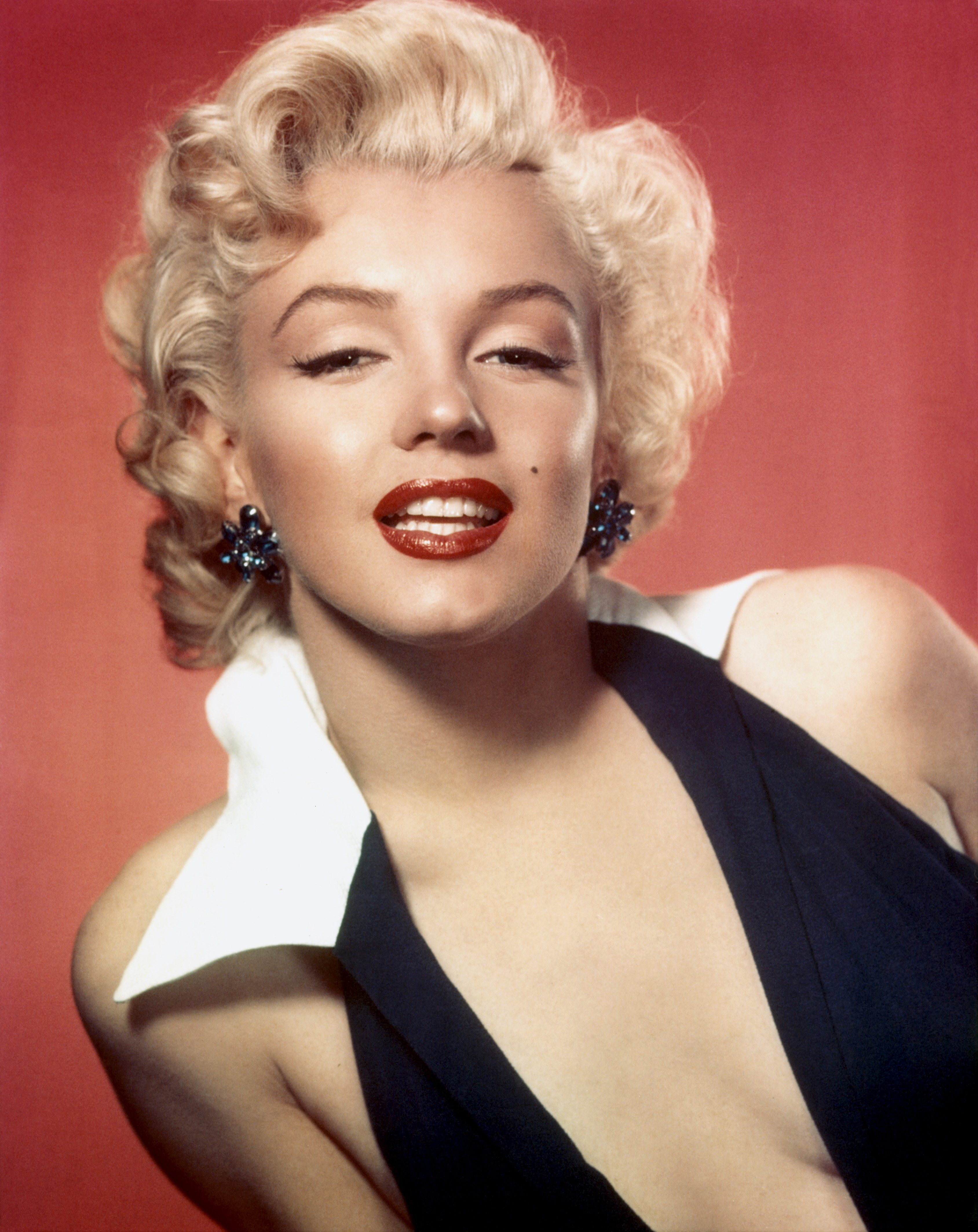 Marilyn Monroe pose pour un portrait vers 1953 | Source : Getty Images