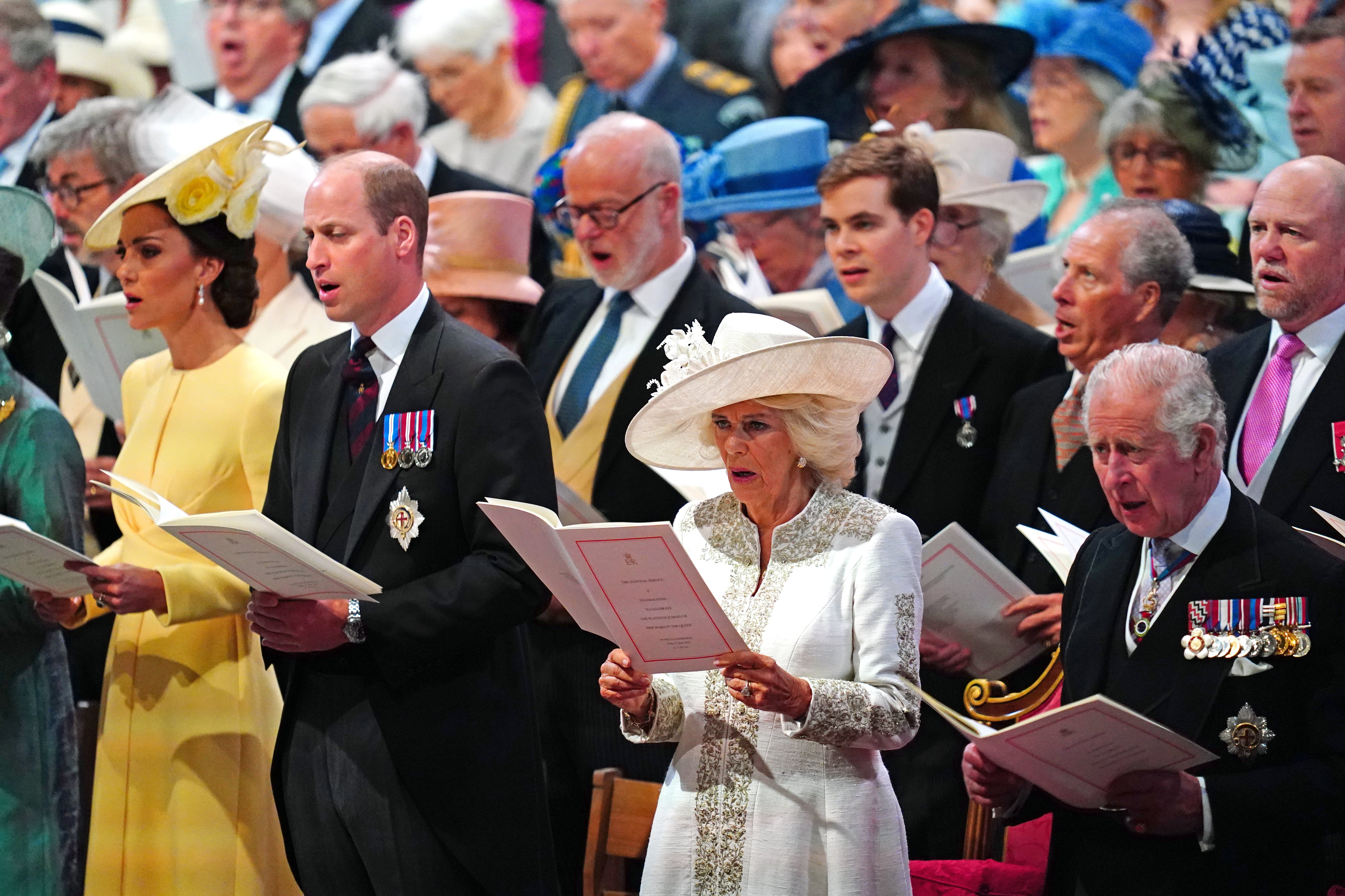 La duchesse Kate, le prince William, la duchesse Camilla et le prince Charles lors du service national d'action de grâce pour célébrer le jubilé de platine de la reine à la cathédrale St Paul, le 3 juin 2022, à Londres, en Angleterre | Source : Getty Images